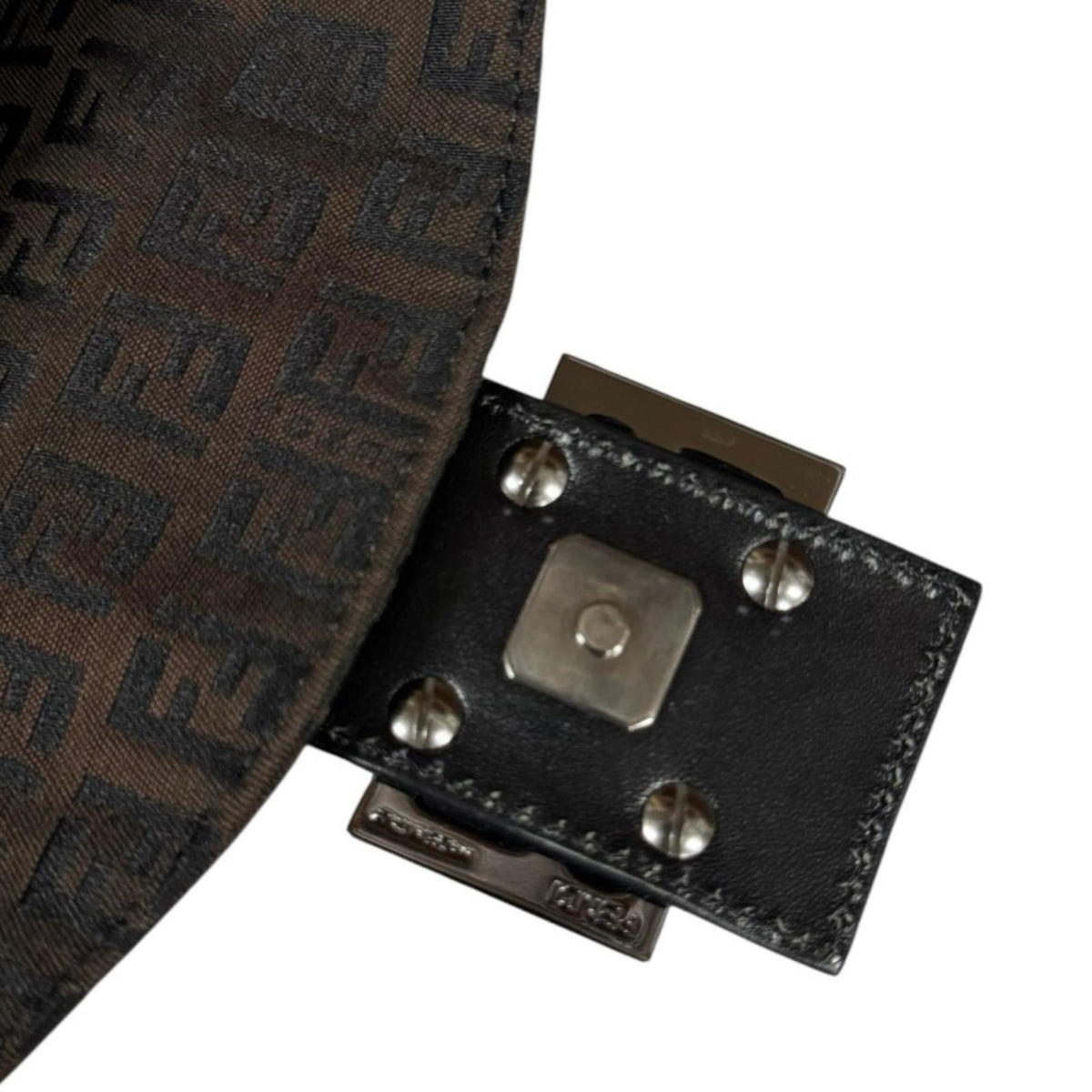 Fendi Brown Canvas Leather Handbag (Pre-Owned)