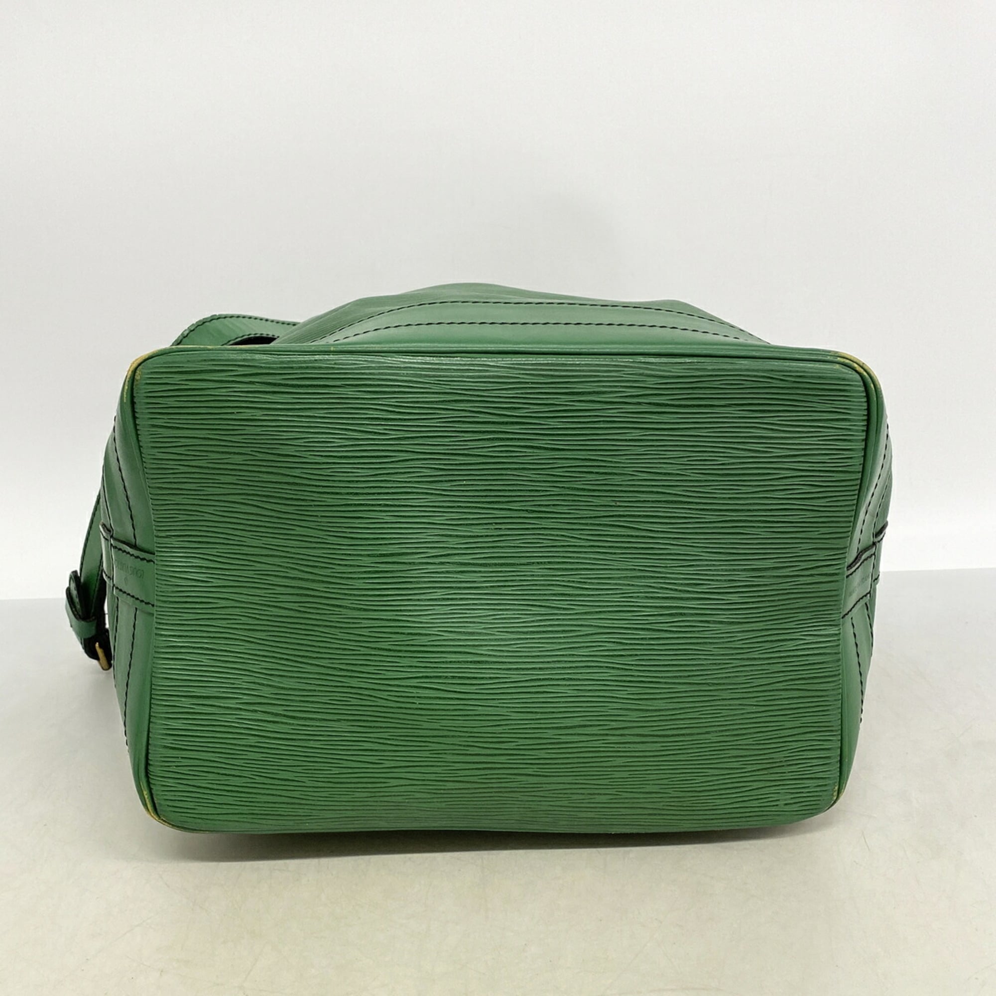 Louis Vuitton Borneo Green Shoulder Bag (Pre-Owned)