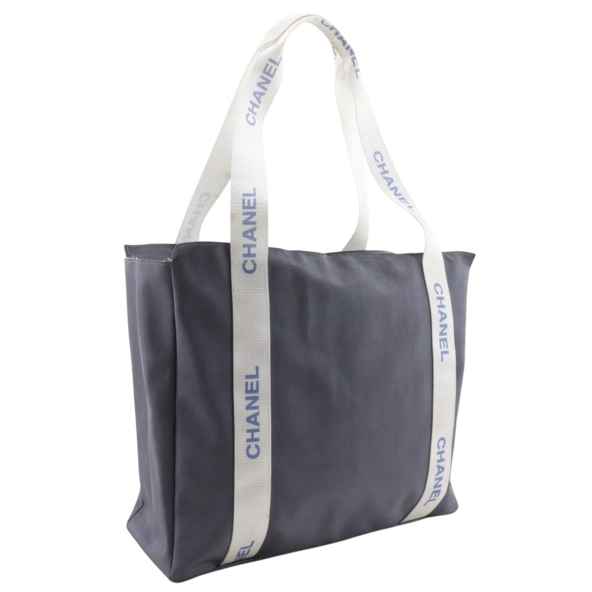 Chanel Sport Gray Nylon Tote Bag (Pre-Owned)