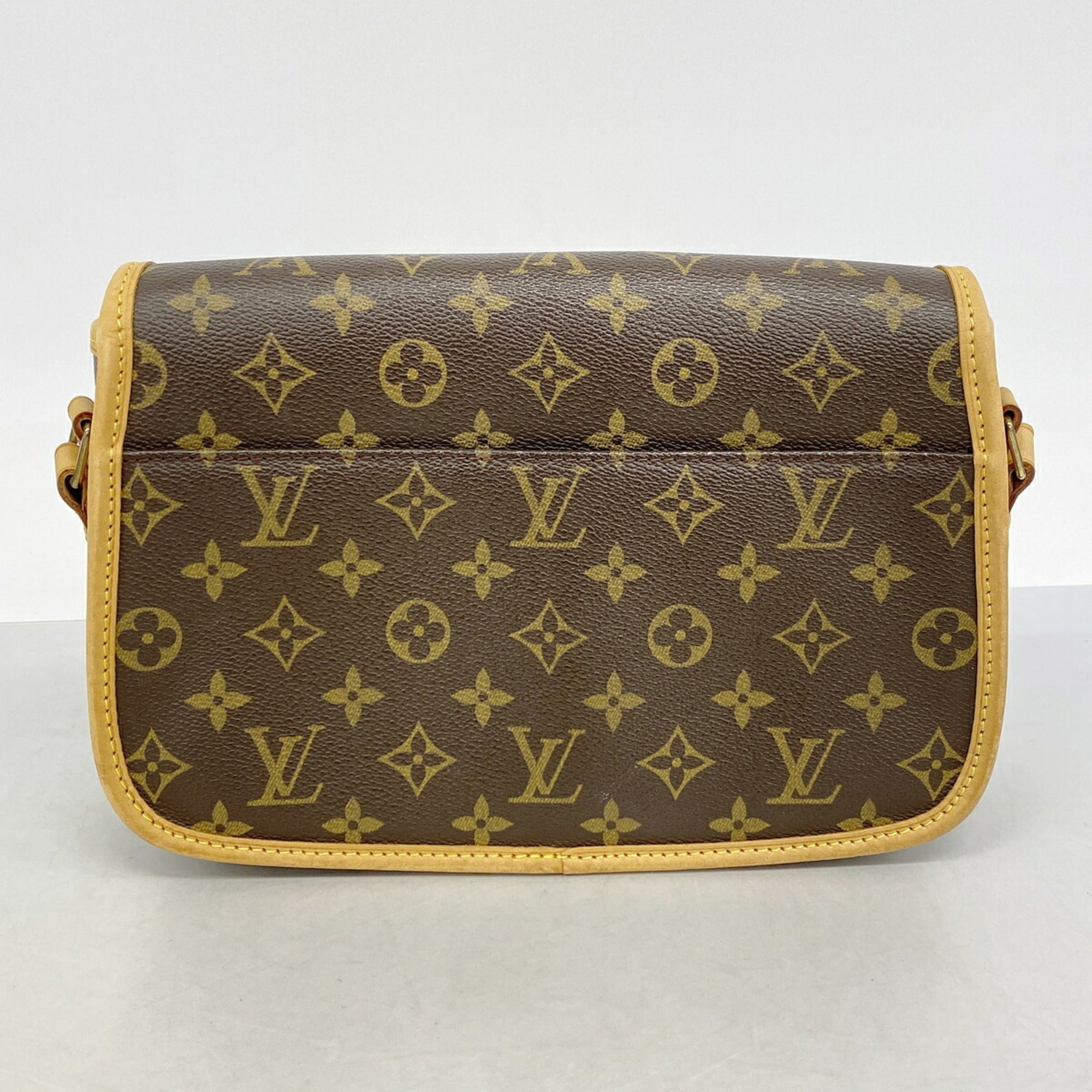 Louis Vuitton Brown Shoulder Bag (Pre-Owned)