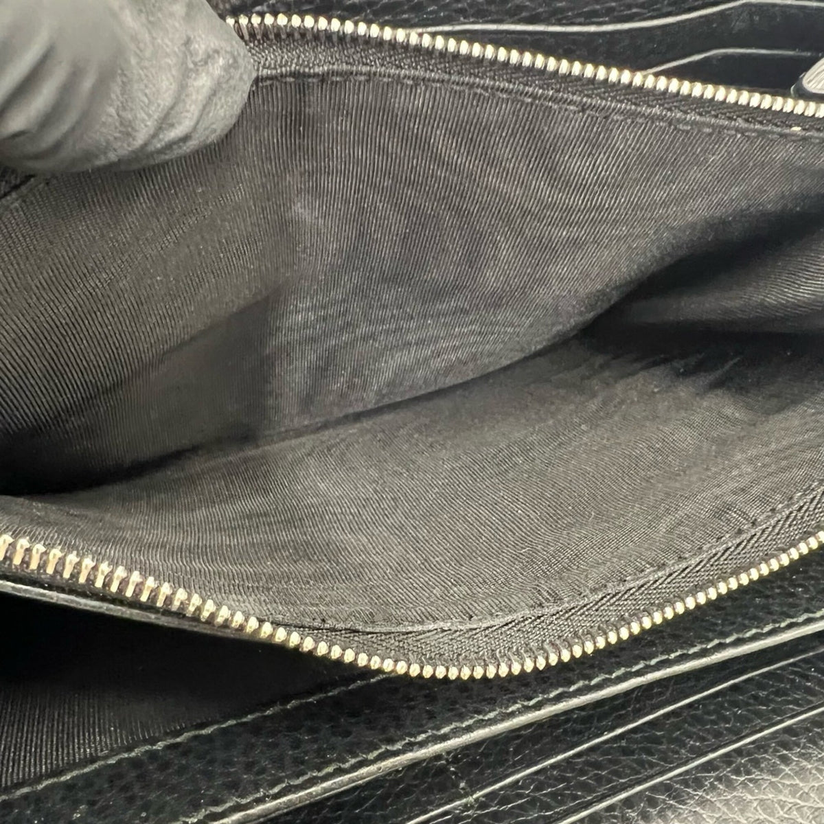 Gucci Black Leather Pochette Shoulder Bag (Pre-Owned)