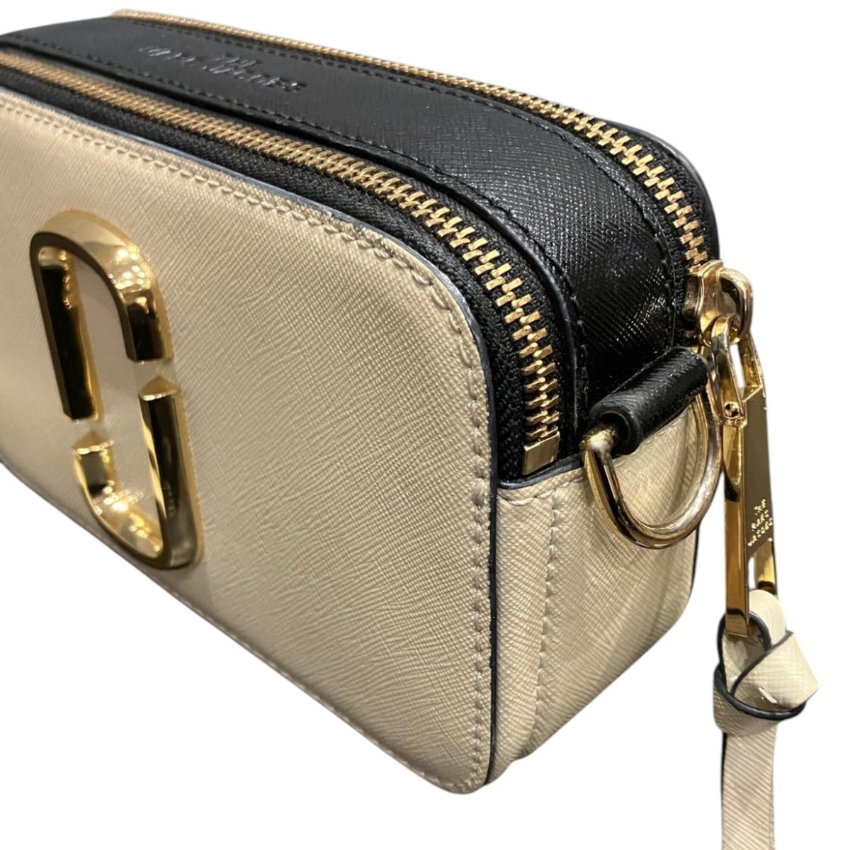 Marc Jacobs Ivory Leather Shoulder Bag (Pre-Owned)