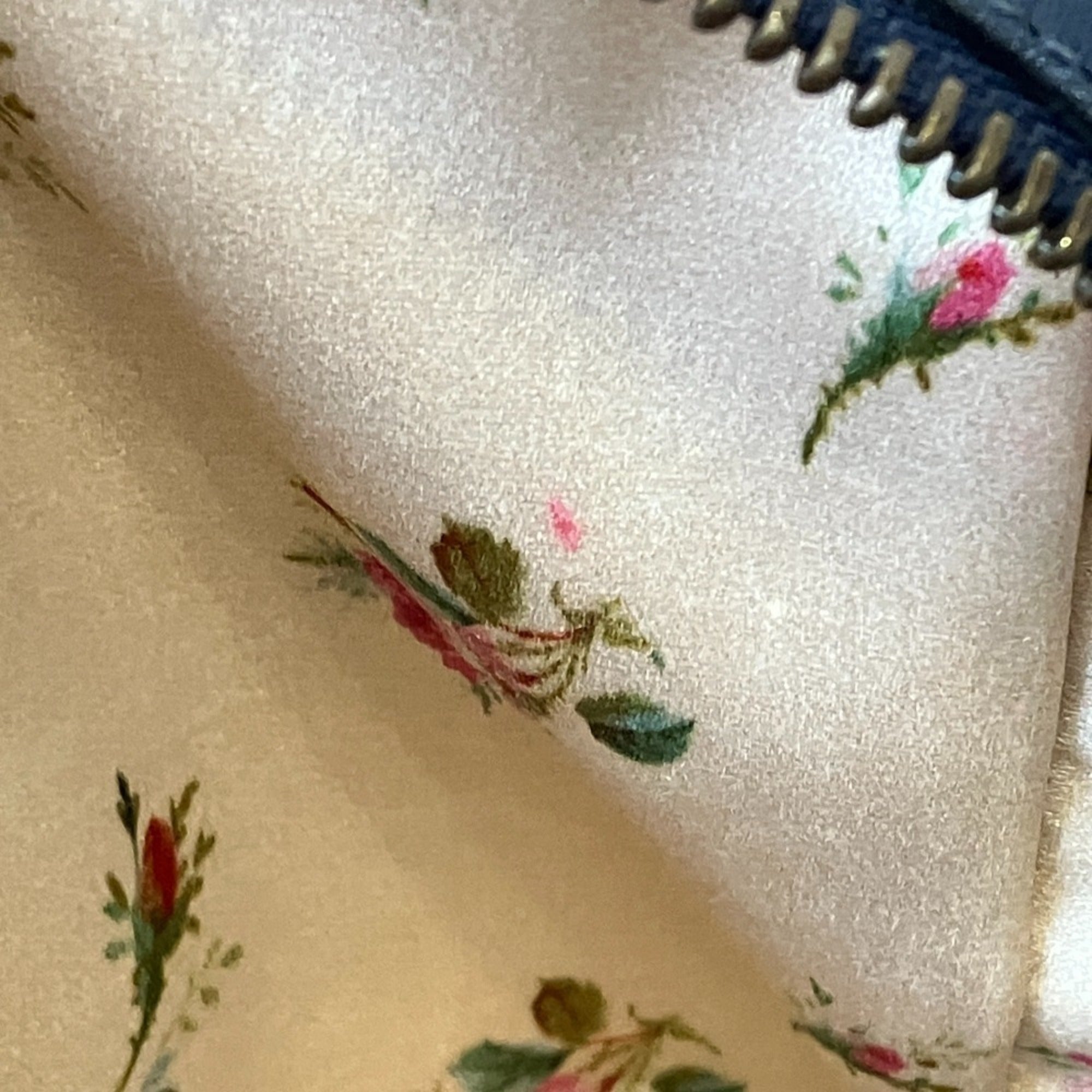 Gucci Blue Fabric Pouch (Pre-Owned)