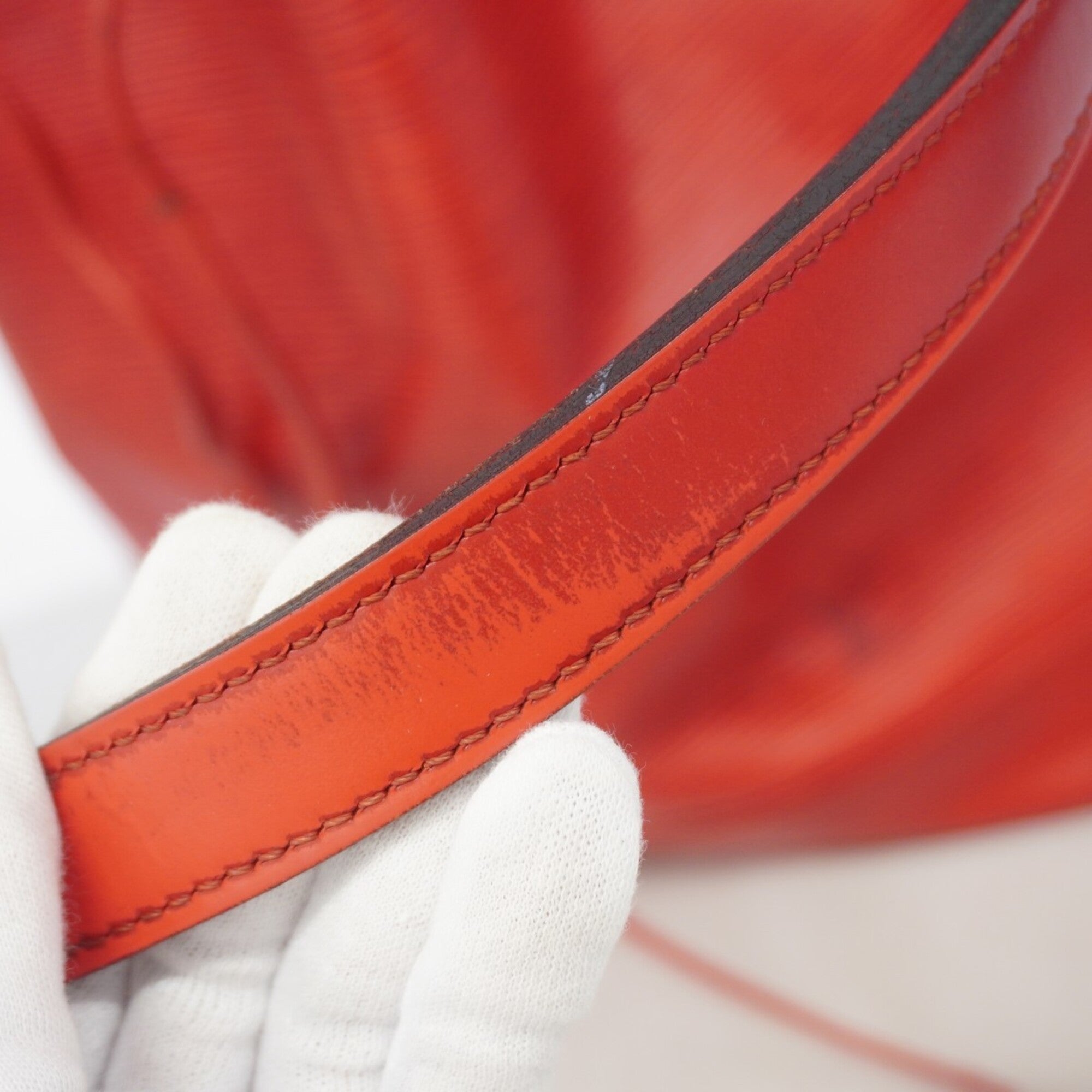 Louis Vuitton Castilian Red Shoulder Bag (Pre-Owned)