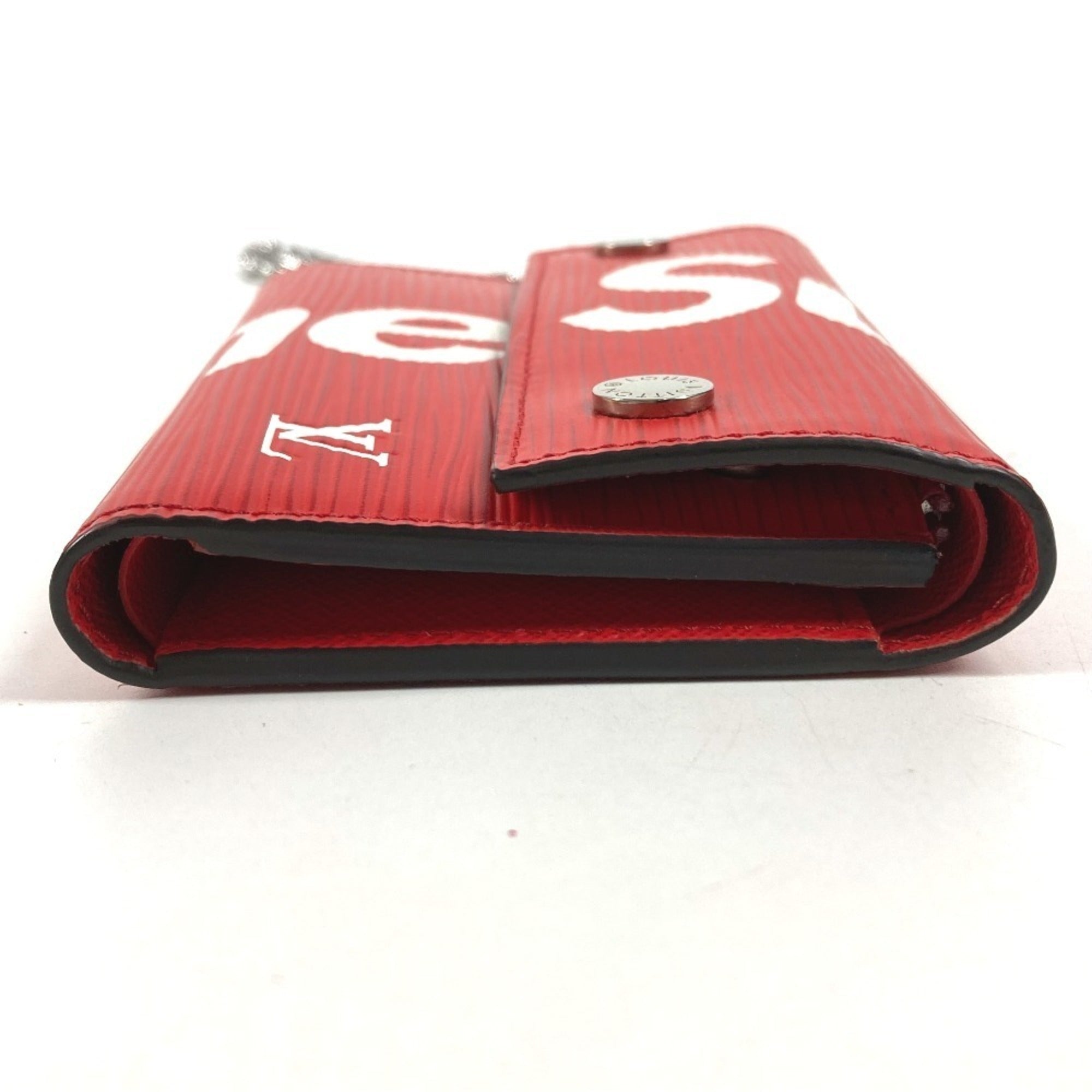 Louis Vuitton Epi Red Color White Epi Leather Chain/Shoulder Wallet (Pre-Owned)