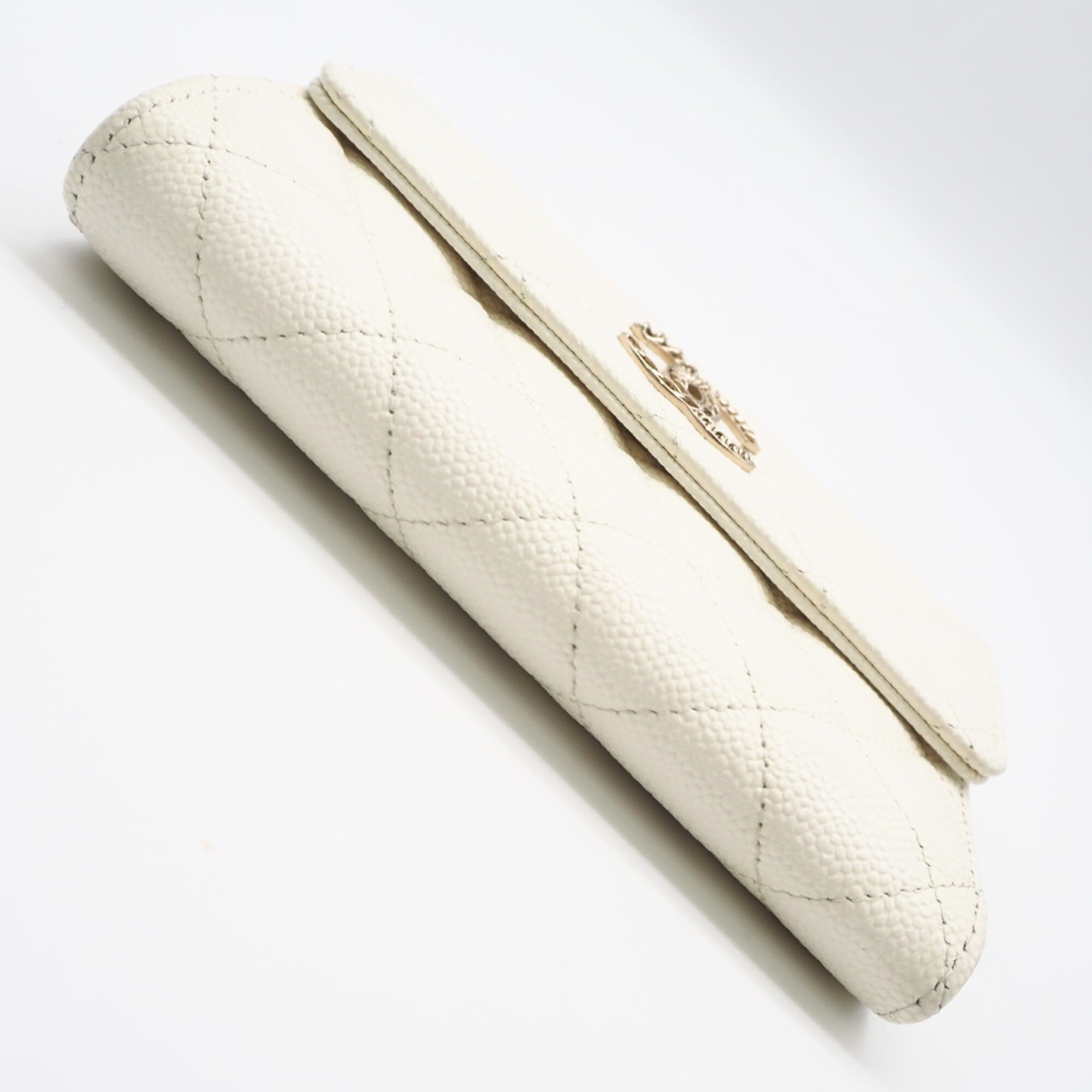 Chanel White Grained Calfskin Wallet (Tri-Fold) (Pre-Owned)