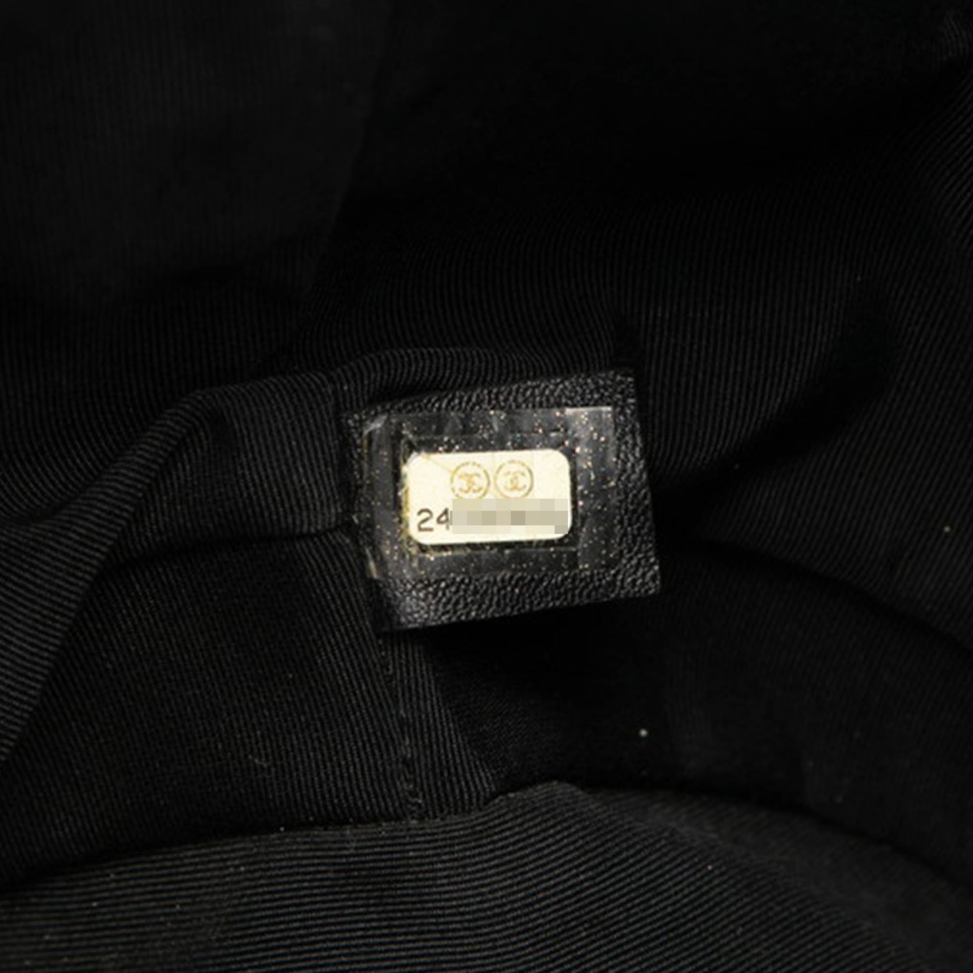 Chanel Black Shoulder Bag (Pre-Owned)
