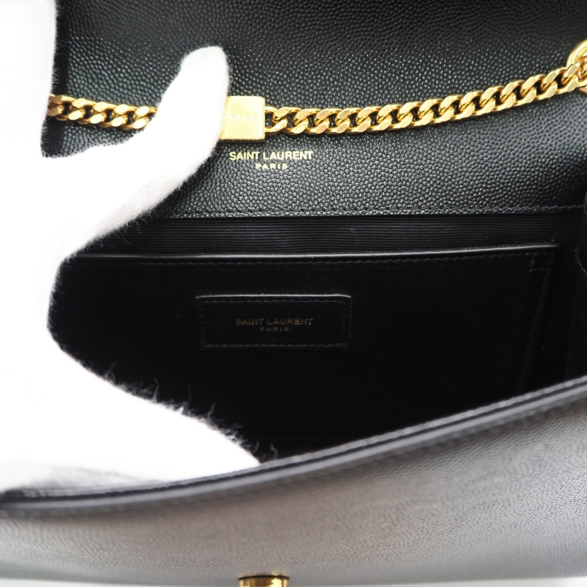 Yves Saint Laurent Black Shoulder Bag (Pre-Owned)