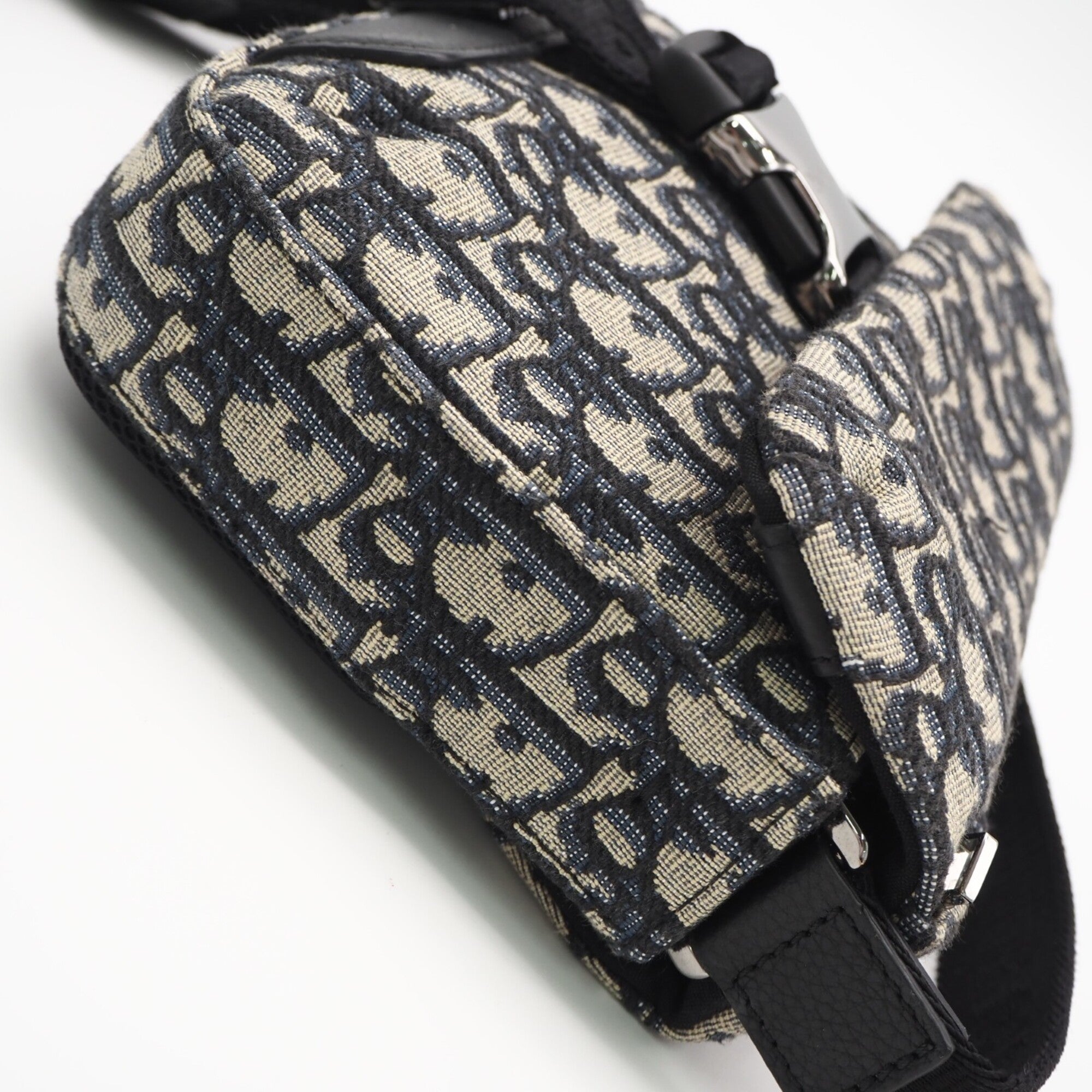 Christian Dior Beige Navy Canvas Messenger Bag Shoulder Bag (Pre-Owned)