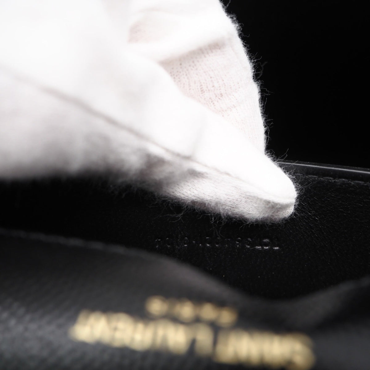 Yves Saint Laurent Black Shoulder Bag (Pre-Owned)