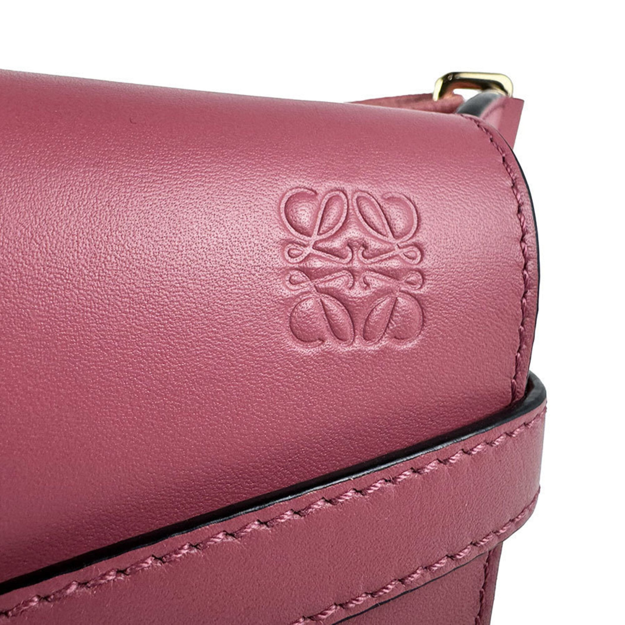 Loewe Pink Leather Shoulder Bag (Pre-Owned)