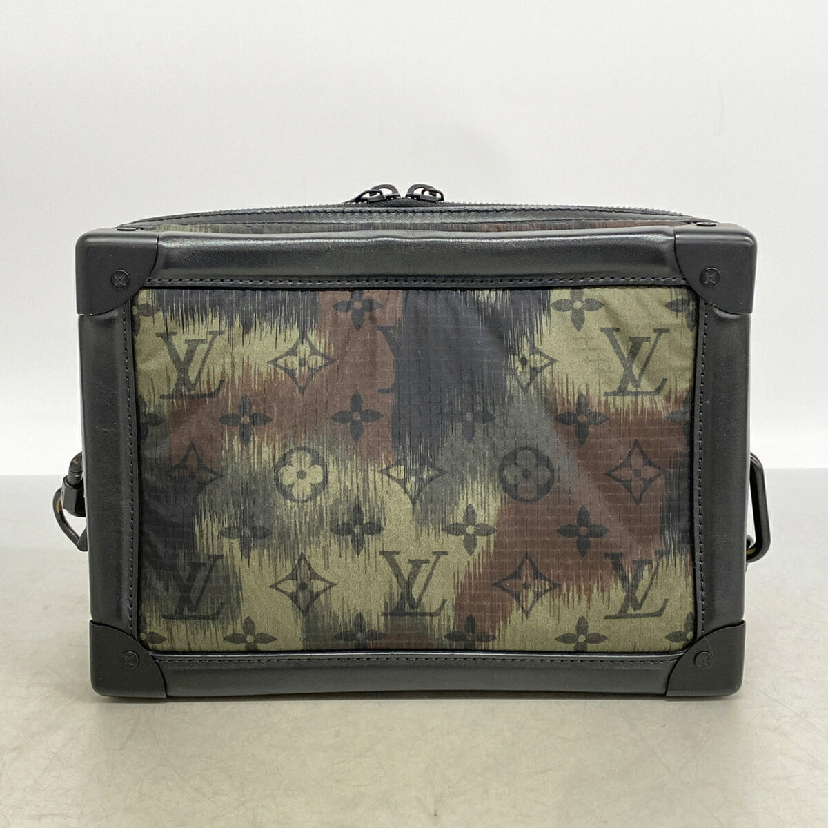 Louis Vuitton Black Khaki Shoulder Bag (Pre-Owned)