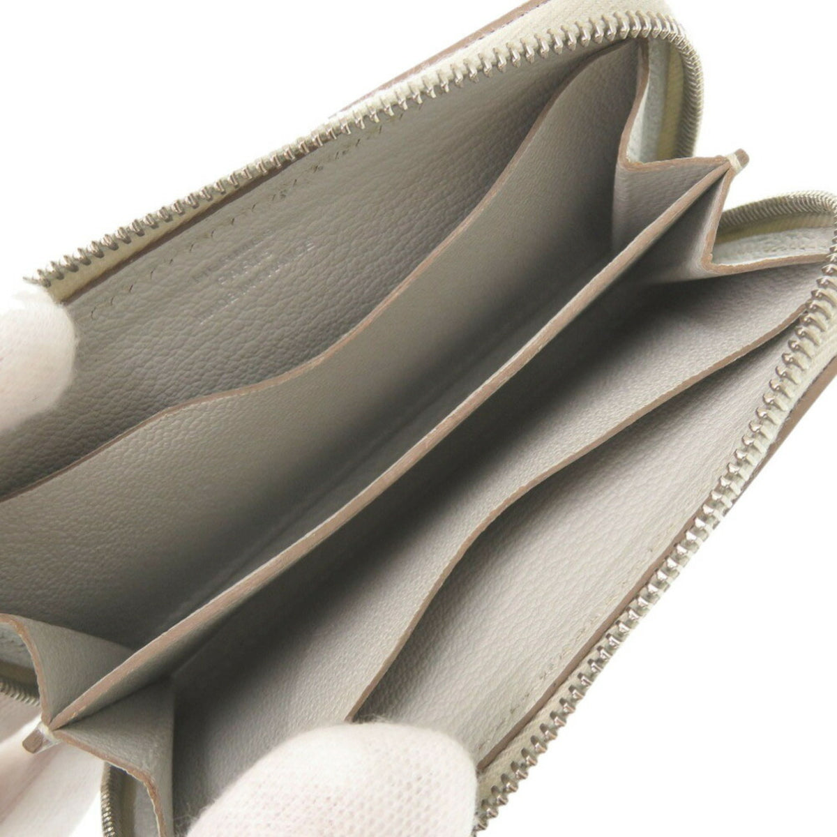 Hermes Gray Evergrain Leather Card Wallet (Pre-Owned)