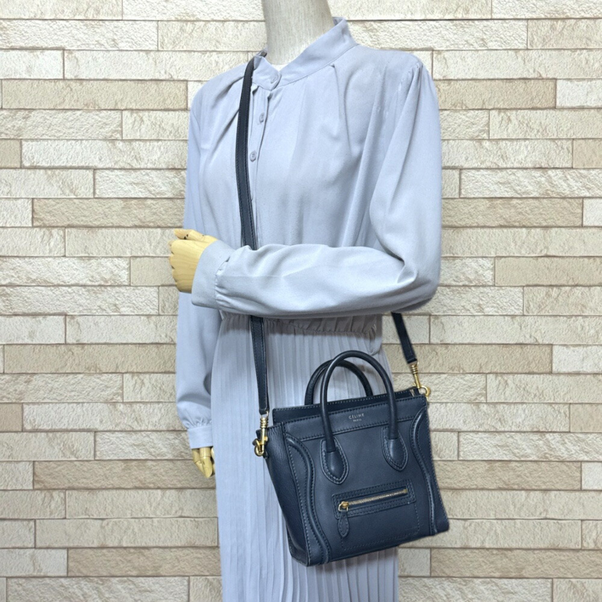 Celine Navy Leather Shoulder Bag (Pre-Owned)