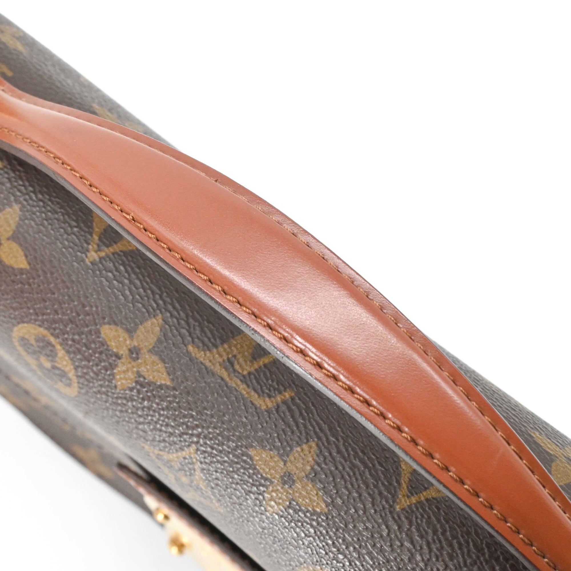 Louis Vuitton Brown Monogram Handbag Shoulder Bag (Pre-Owned)