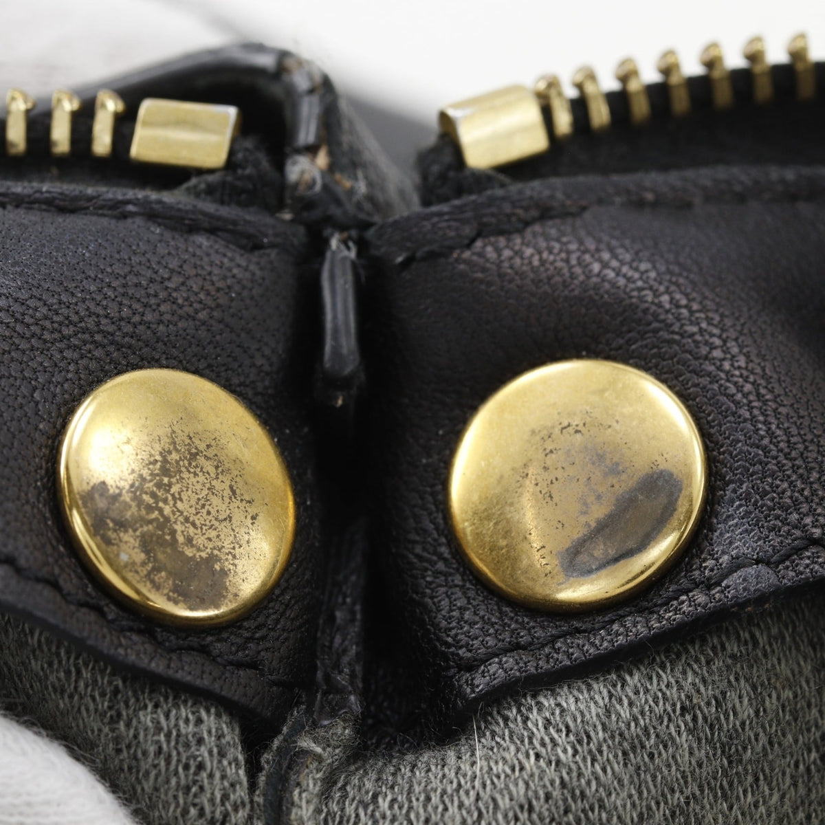 Celine Black Leather Shoulder Bag (Pre-Owned)