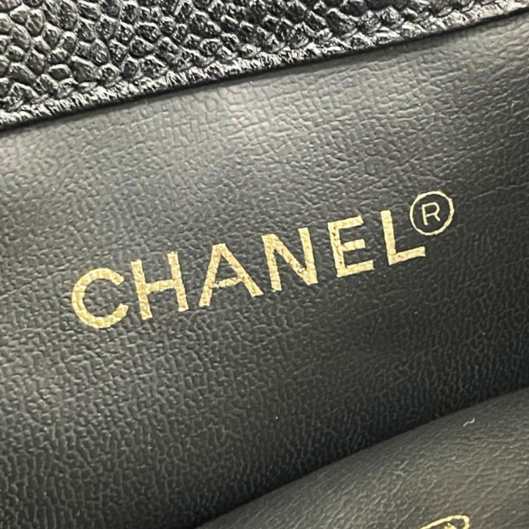 Chanel Black Grained Calfskin Shoulder Bag (Pre-Owned)