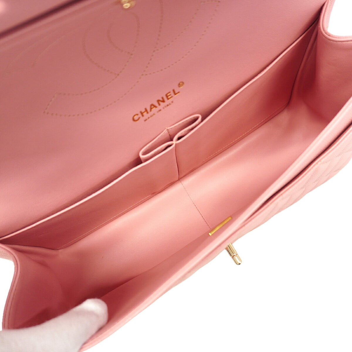 Chanel Pink Grained Calfskin Shoulder Bag (Pre-Owned)