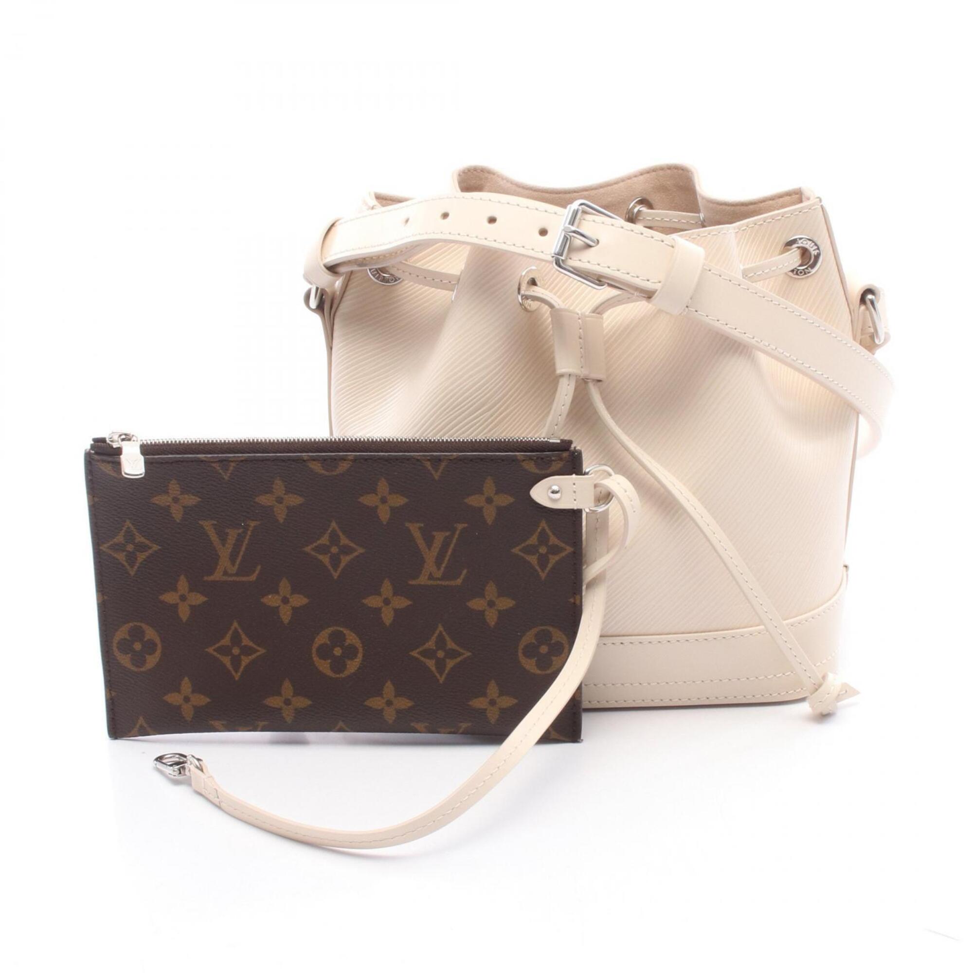 Louis Vuitton White Leather Handbag Pouch Shoulder Bag (Pre-Owned)