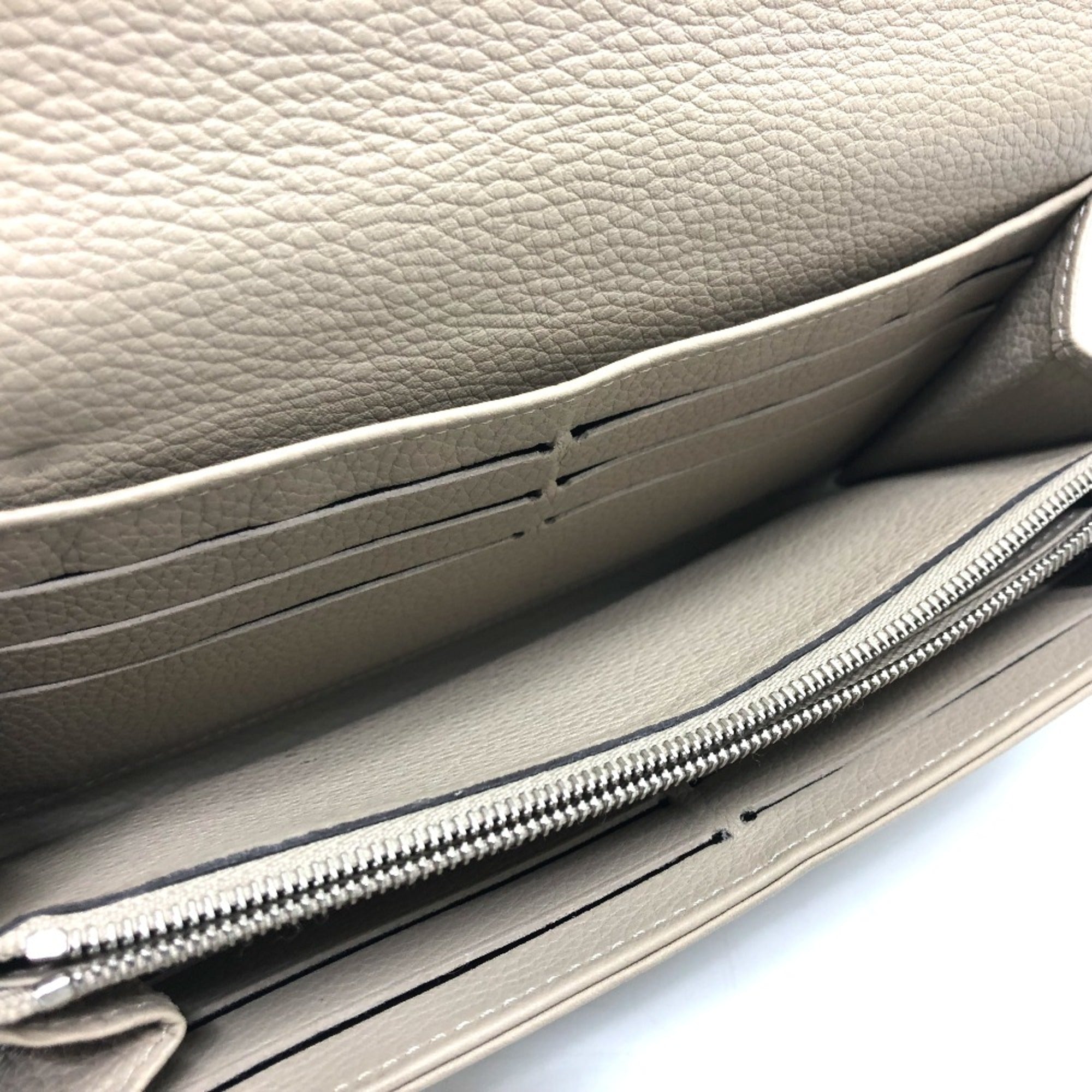 Louis Vuitton Beige Other Wallet (Bi-Fold) (Pre-Owned)