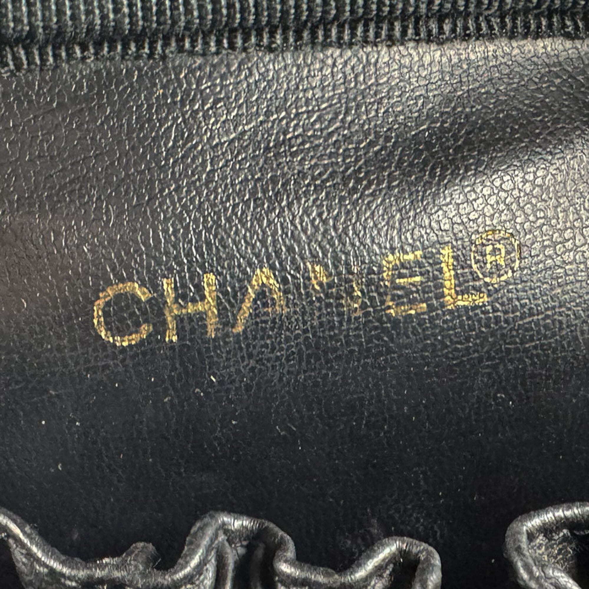 Chanel Black Grained Calfskin Handbag Vanity Bag (Pre-Owned)