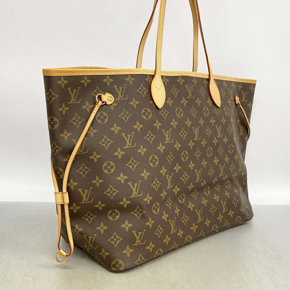 Louis Vuitton Brown Tote Bag (Pre-Owned)