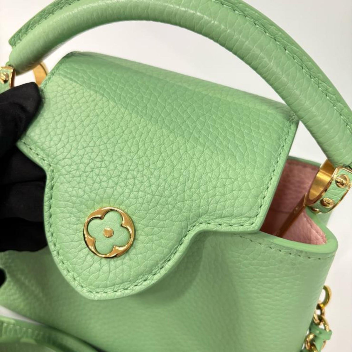 Louis Vuitton Green Leather Handbag (Pre-Owned)
