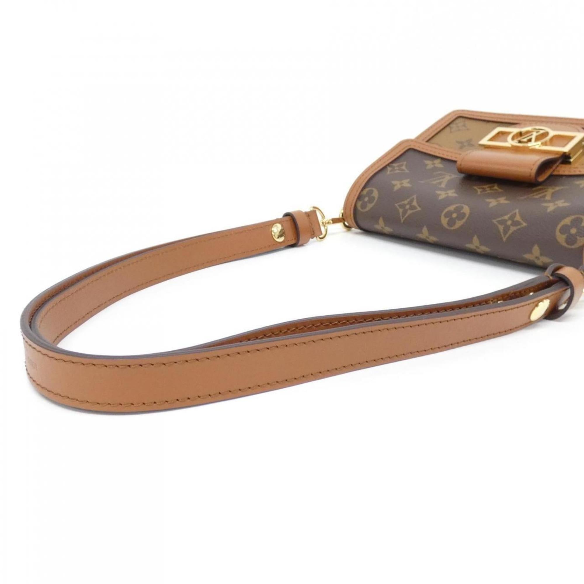 Louis Vuitton Marron Coated Canvas Shoulder Bag (Pre-Owned)