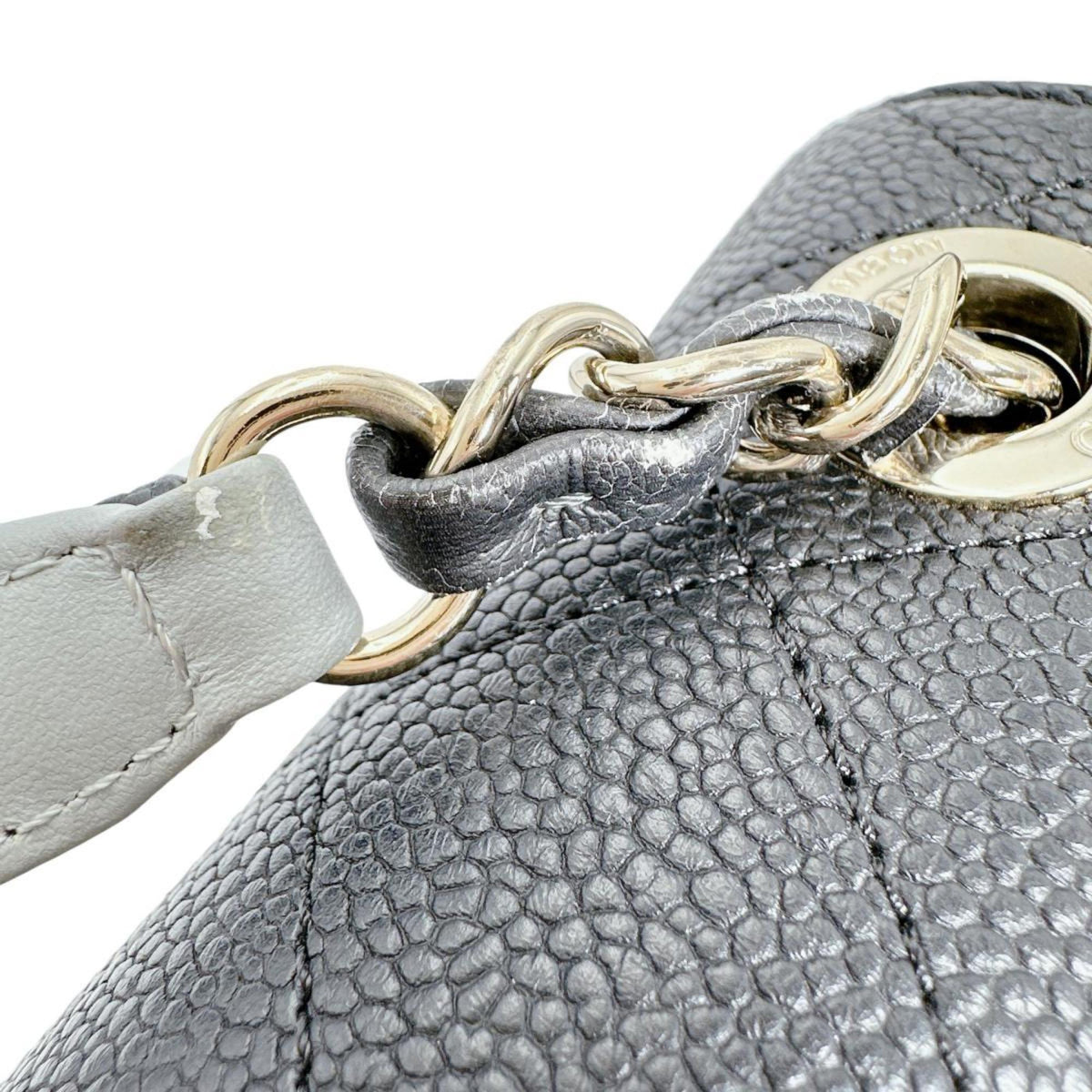 Chanel Black Grained Calfskin Shoulder Bag (Pre-Owned)