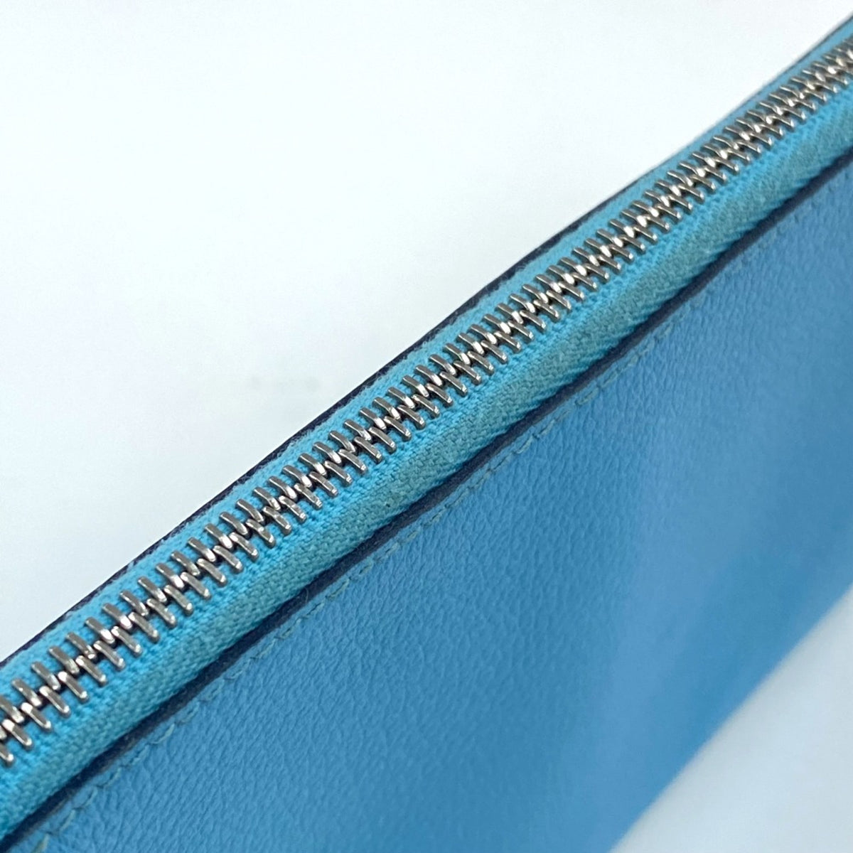 Hermes Blue Leather Pouch (Pre-Owned)