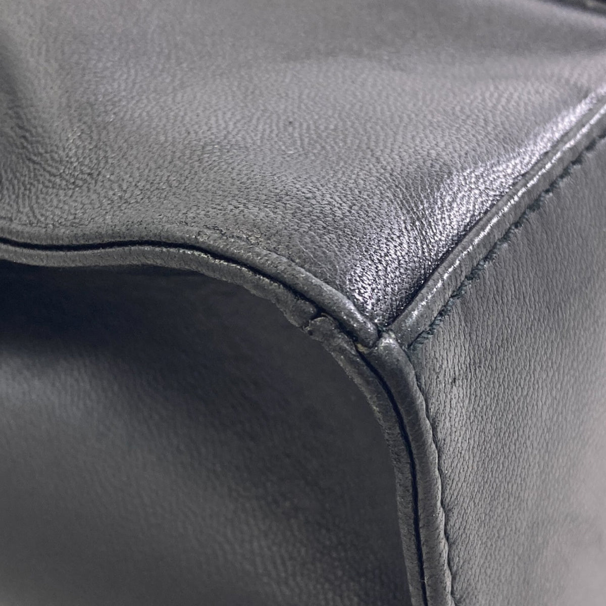 Loewe Black Leather Tote Bag (Pre-Owned)
