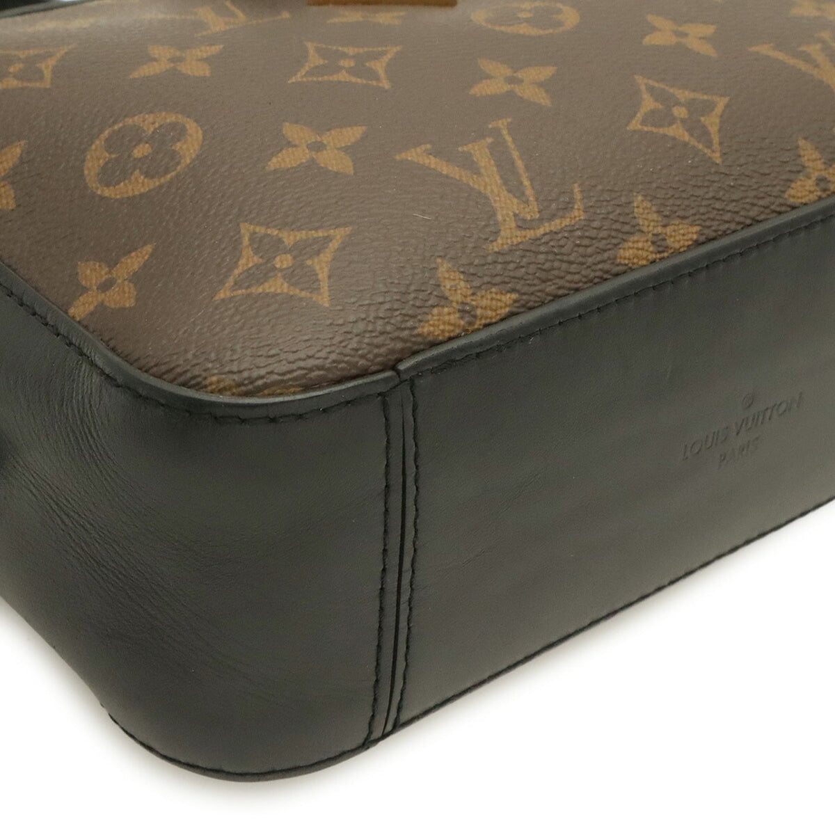 Louis Vuitton Noir Monogram Canvas Pvc Coated Canvas Leather Handbag Pochette Shoulder Bag (Pre-Owned)