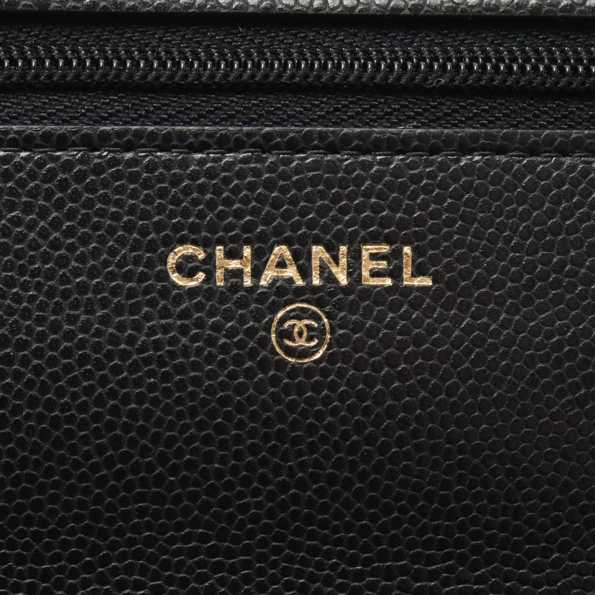 Chanel Black Grained Calfskin Shoulder Bag (Pre-Owned)