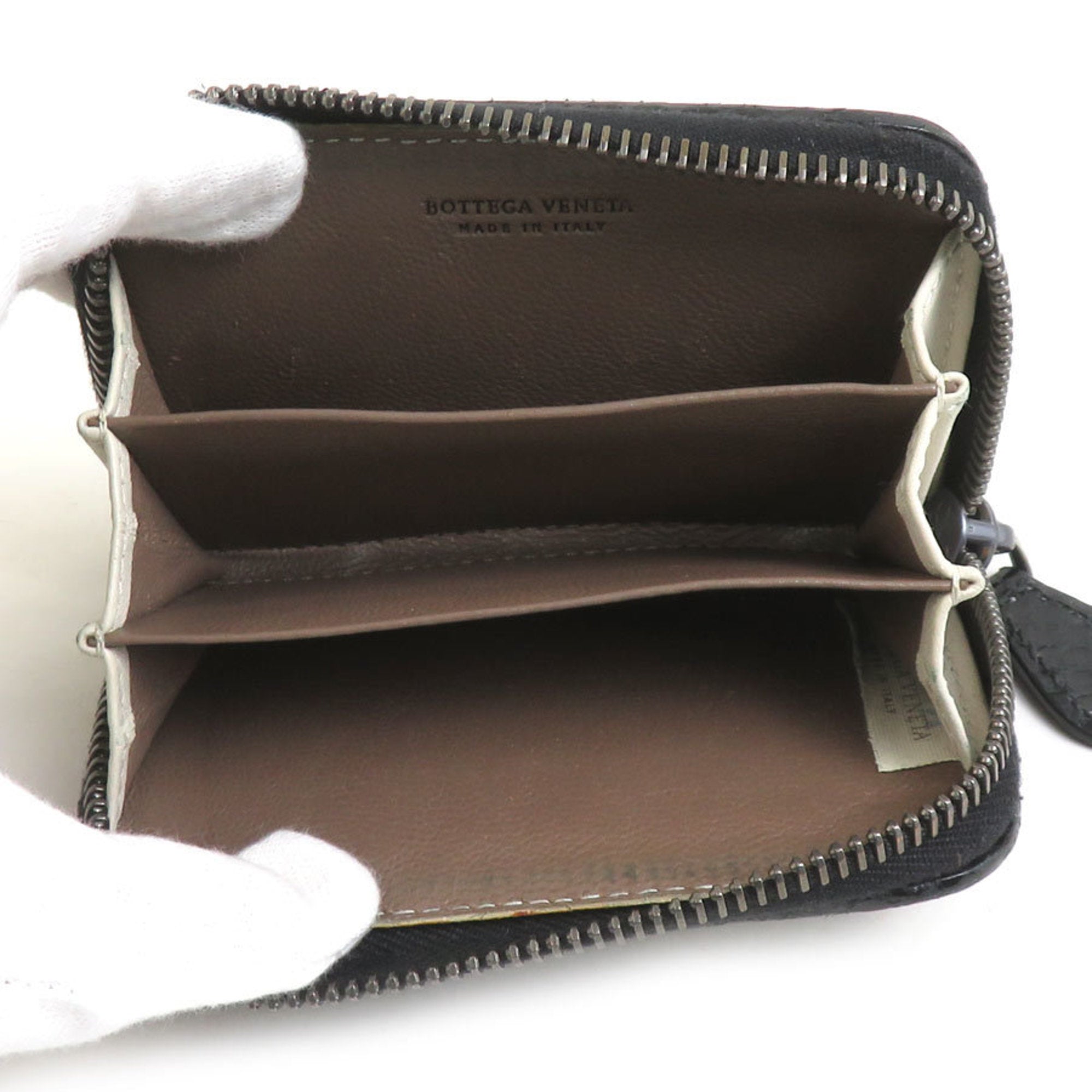 Bottega Veneta Black White Leather Coin Purse/Coin Case (Pre-Owned)