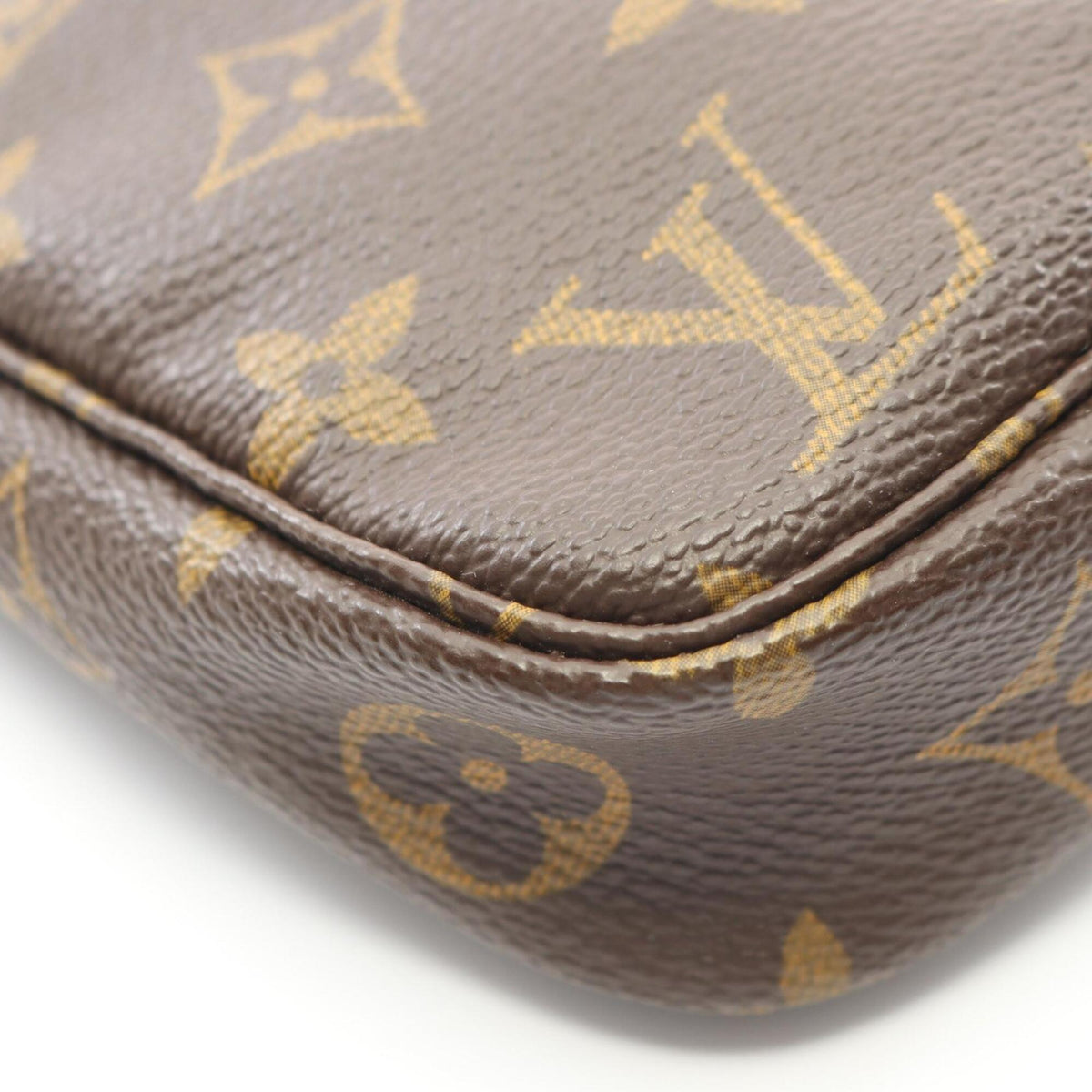 Louis Vuitton Brown Monogram Monogram Handbag (Pre-Owned)