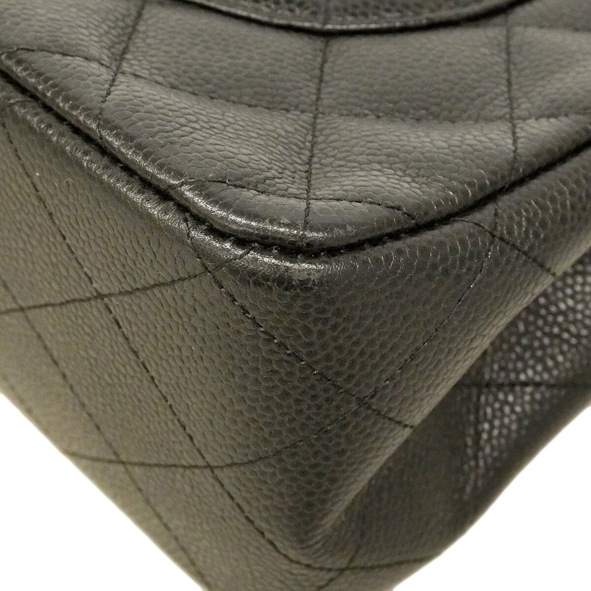 Chanel Black Grained Calfskin Shoulder Bag (Pre-Owned)