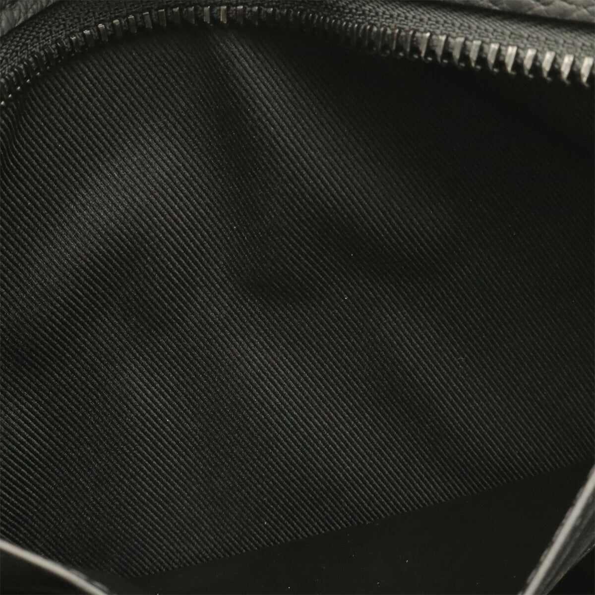 Louis Vuitton Noir Leather Clutch Bag Shoulder Bag (Pre-Owned)