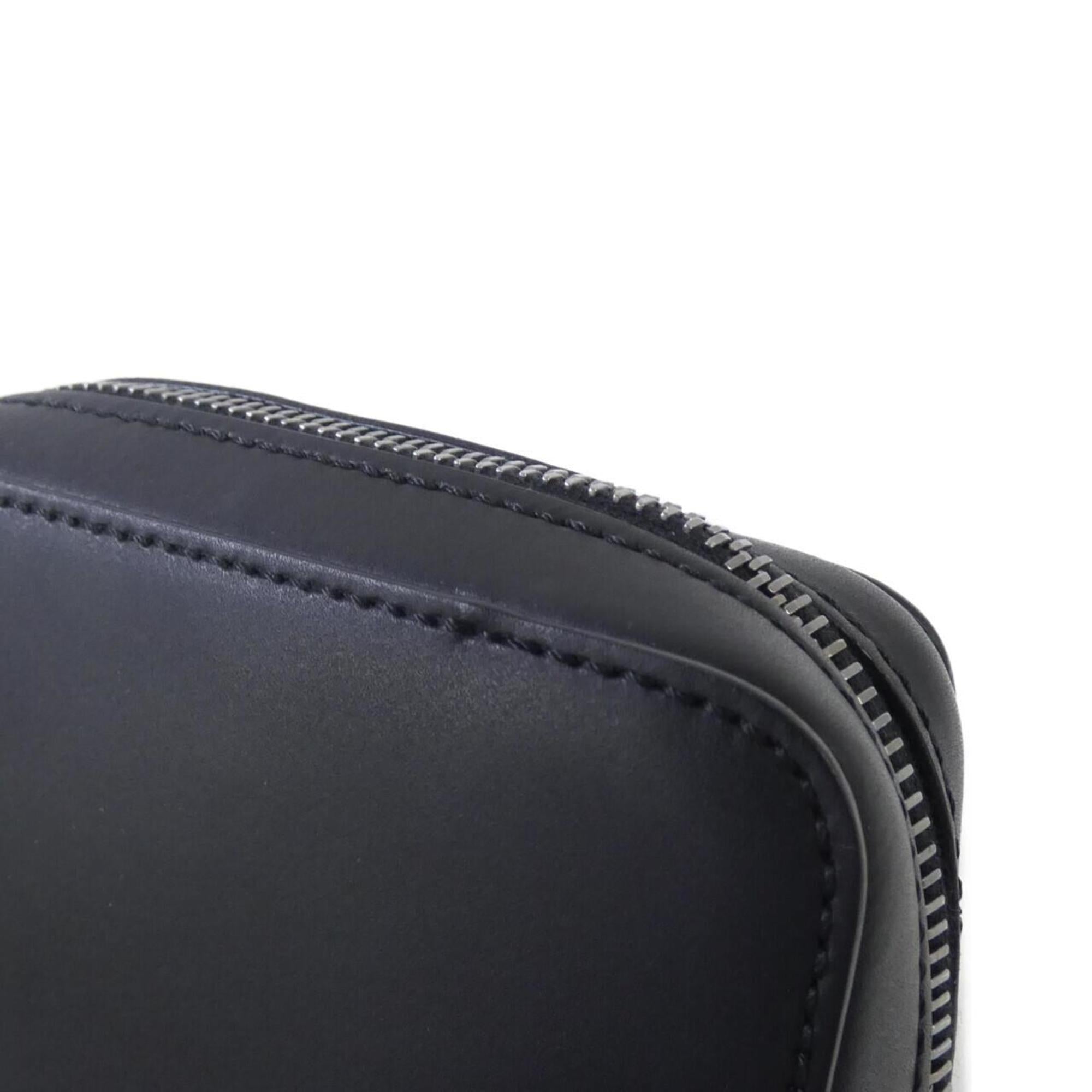 Valentino Garavani Black Leather Shoulder Bag (Pre-Owned)