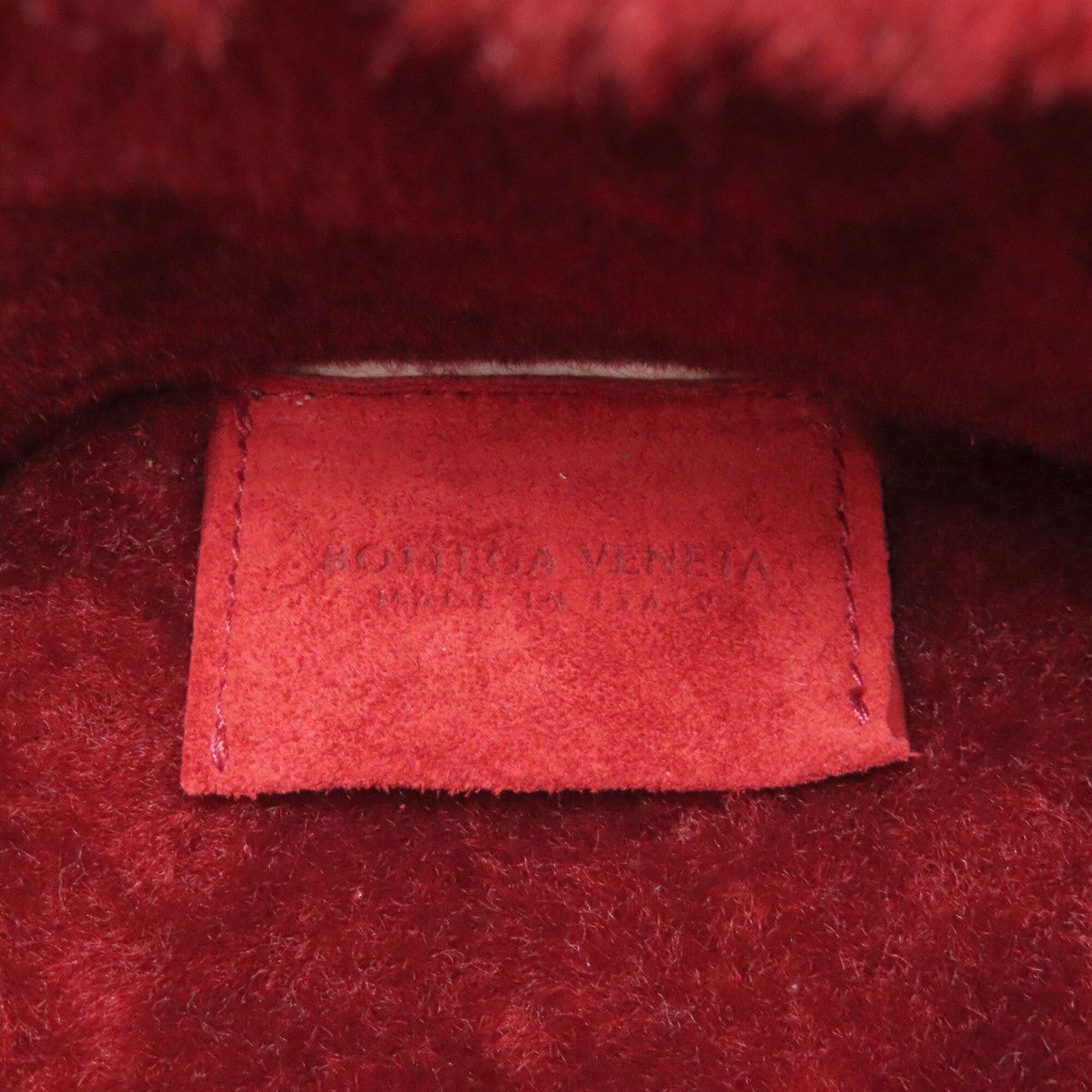 Bottega Veneta Red Color Suede Handbag (Pre-Owned)
