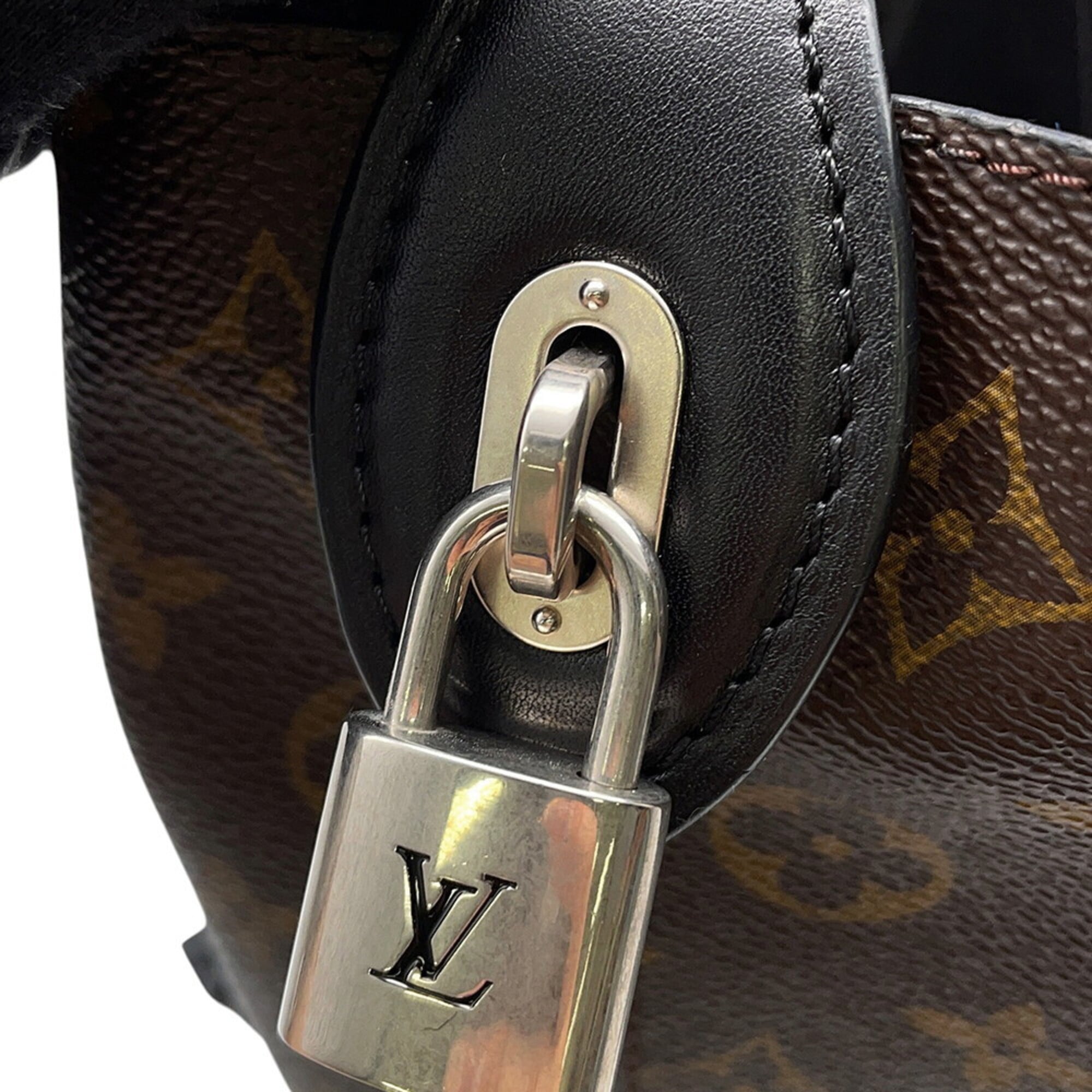 Louis Vuitton Noir Monogram Handbag Pouch Shoulder Bag (Pre-Owned)