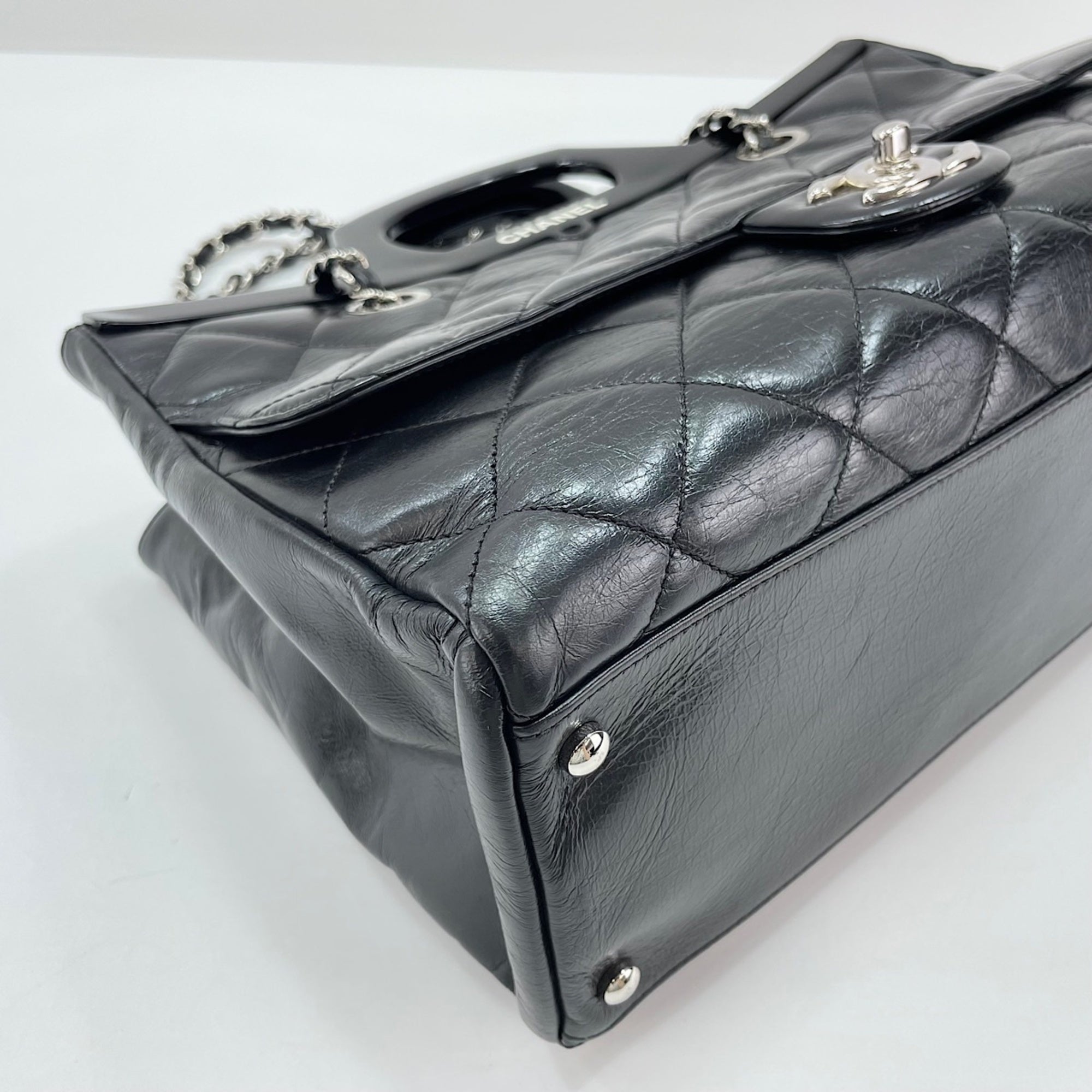 Chanel Black Tote Bag (Pre-Owned)