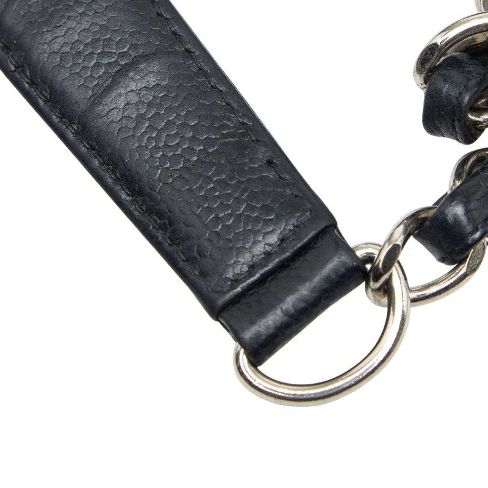Chanel Black Grained Calfskin Shoulder Bag (Pre-Owned)