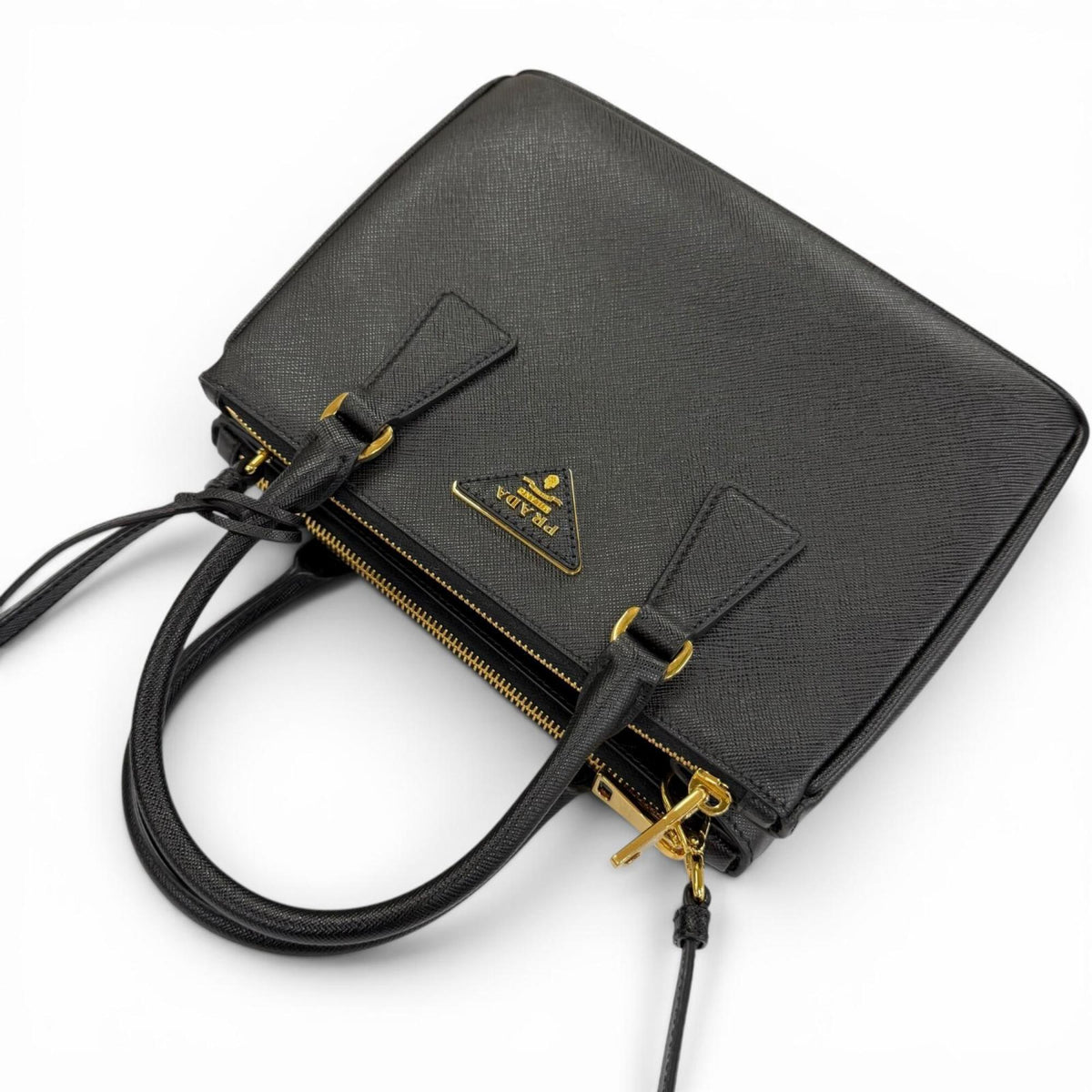 Prada Black Leather Handbag Shoulder Bag (Pre-Owned)