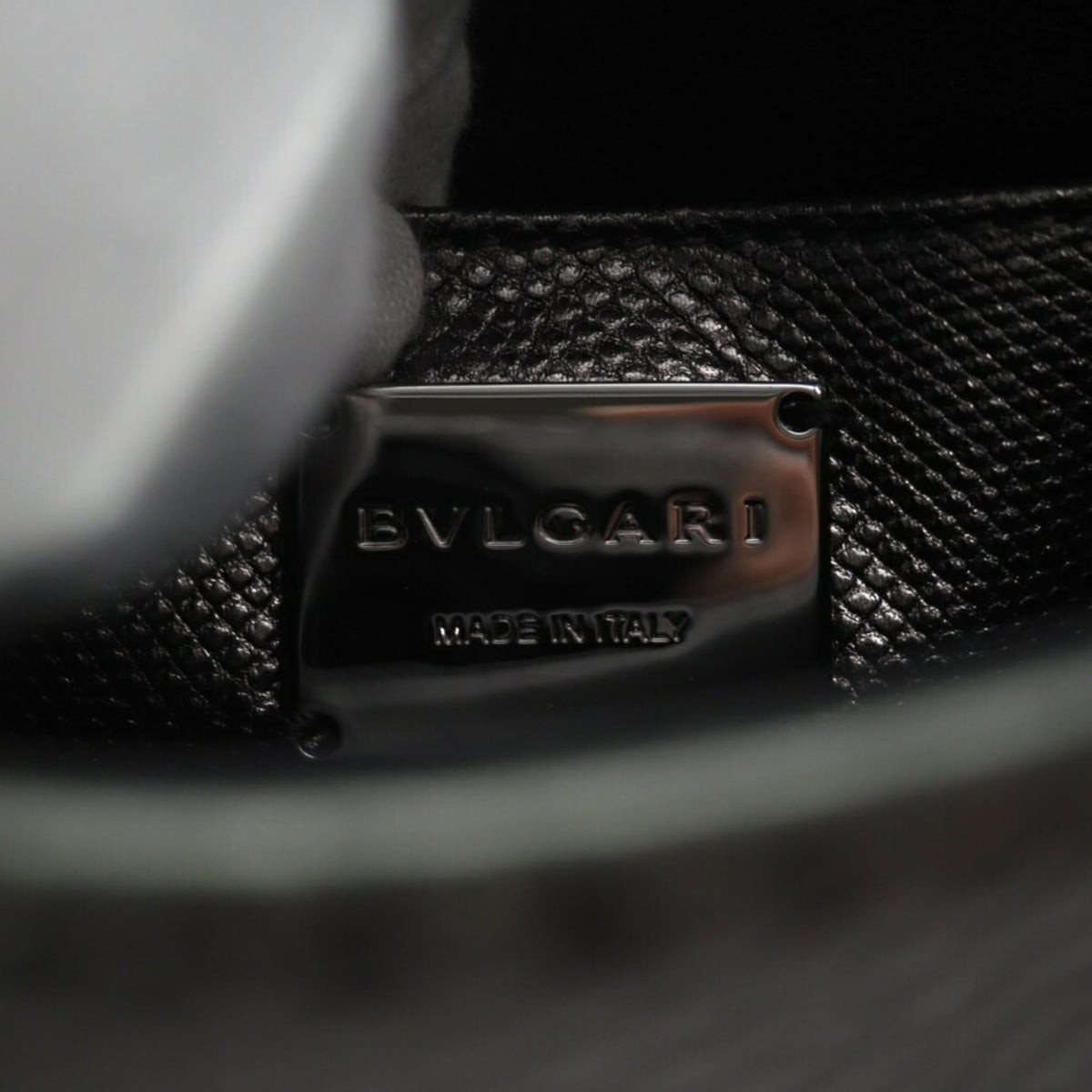 Bvlgari Silver Leather Shoulder Bag (Pre-Owned)