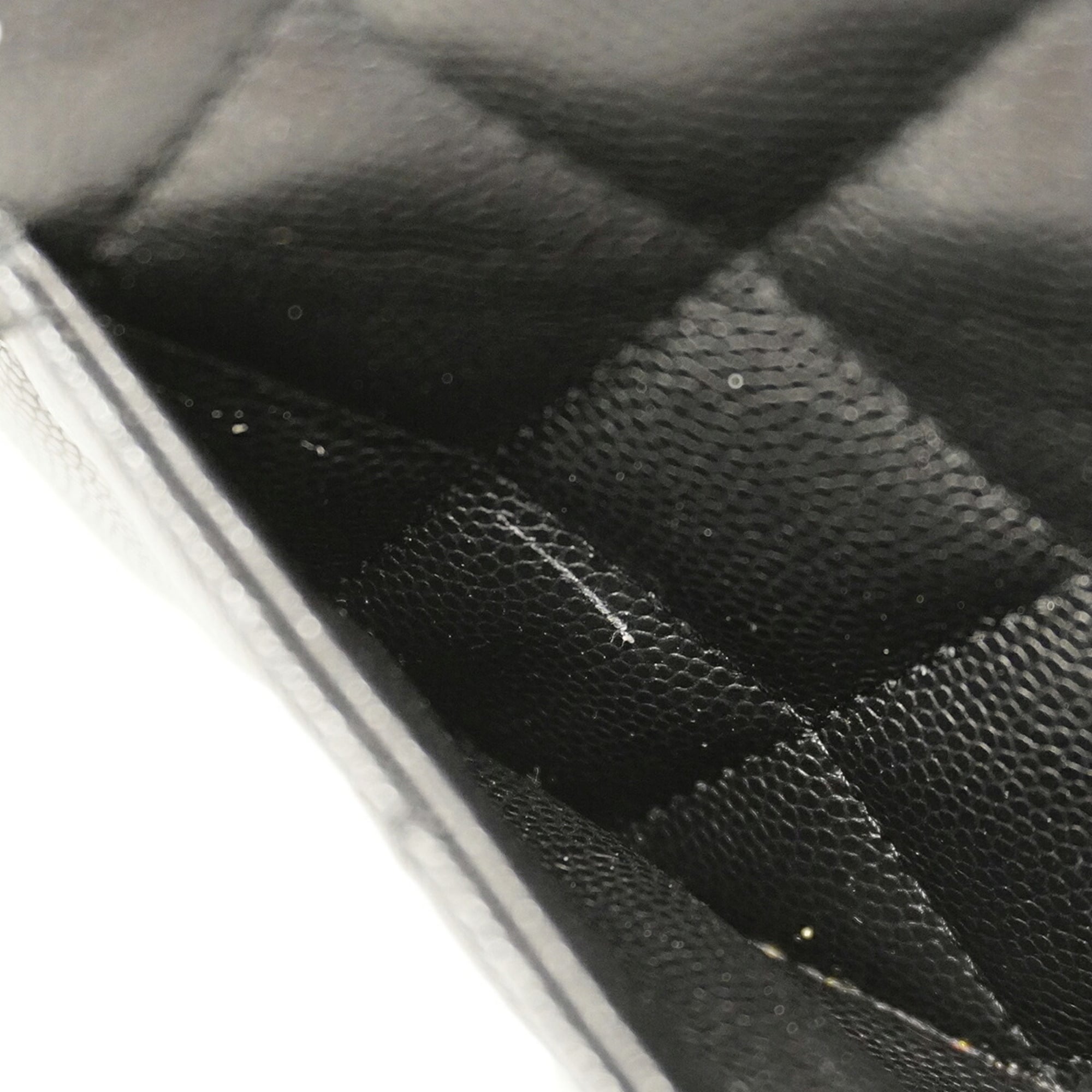 Chanel Black Grained Calfskin Shoulder Bag (Pre-Owned)