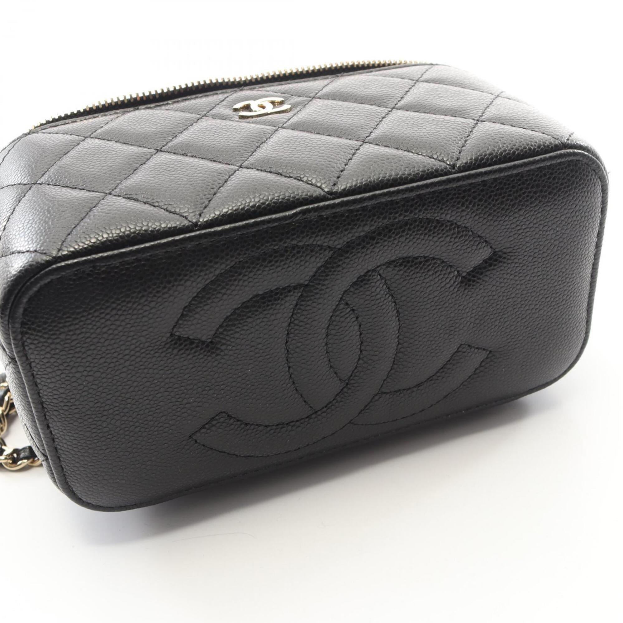 Chanel Matelasse Black Grained Calfskin Handbag Shoulder Bag (Pre-Owned)