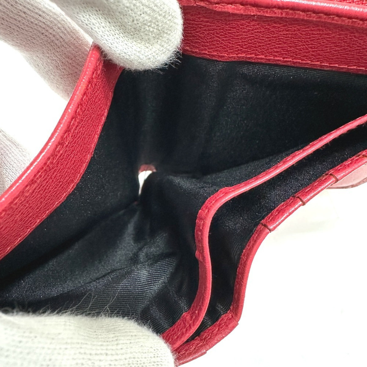 Loewe Red Color Leather Wallet (Bi-Fold) (Pre-Owned)