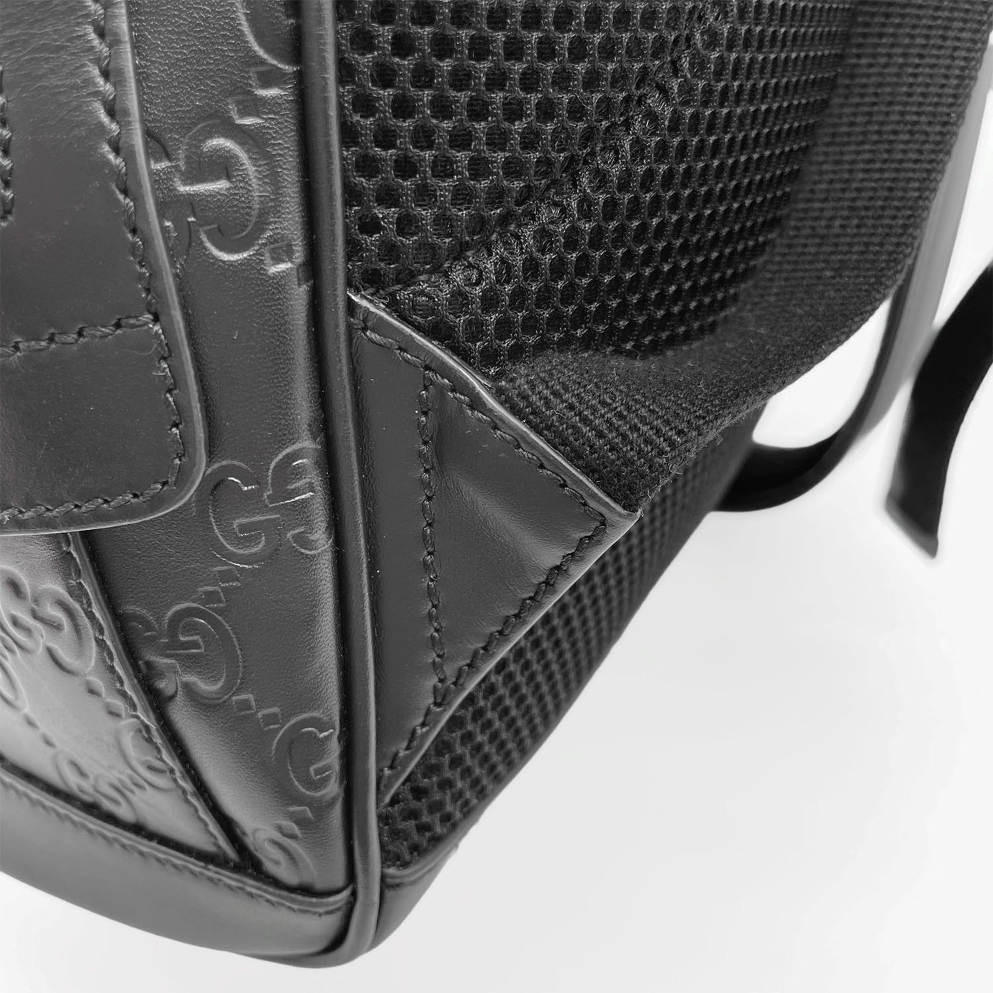 Gucci Black Leather Backpack (Pre-Owned)