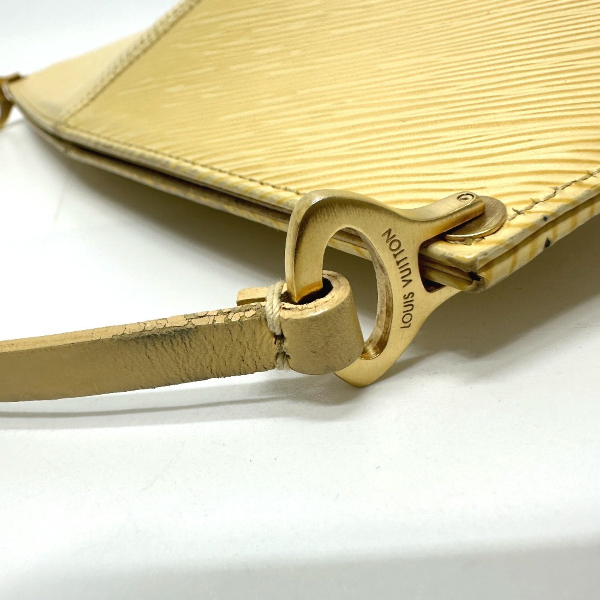Louis Vuitton Epi Beige Epi Leather Shoulder Bag (Pre-Owned)