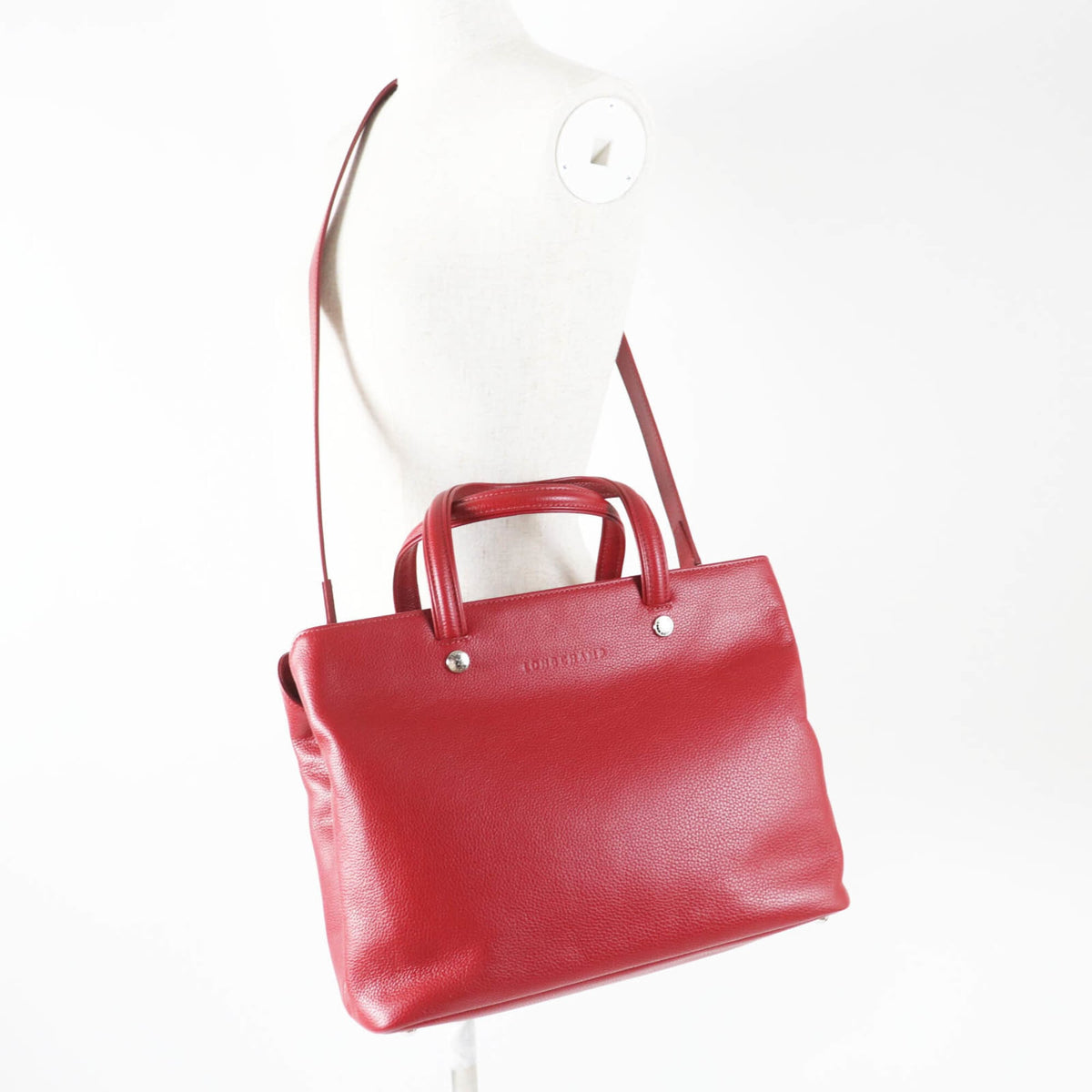 Longchamp Red Color Leather Shoulder Bag (Pre-Owned)